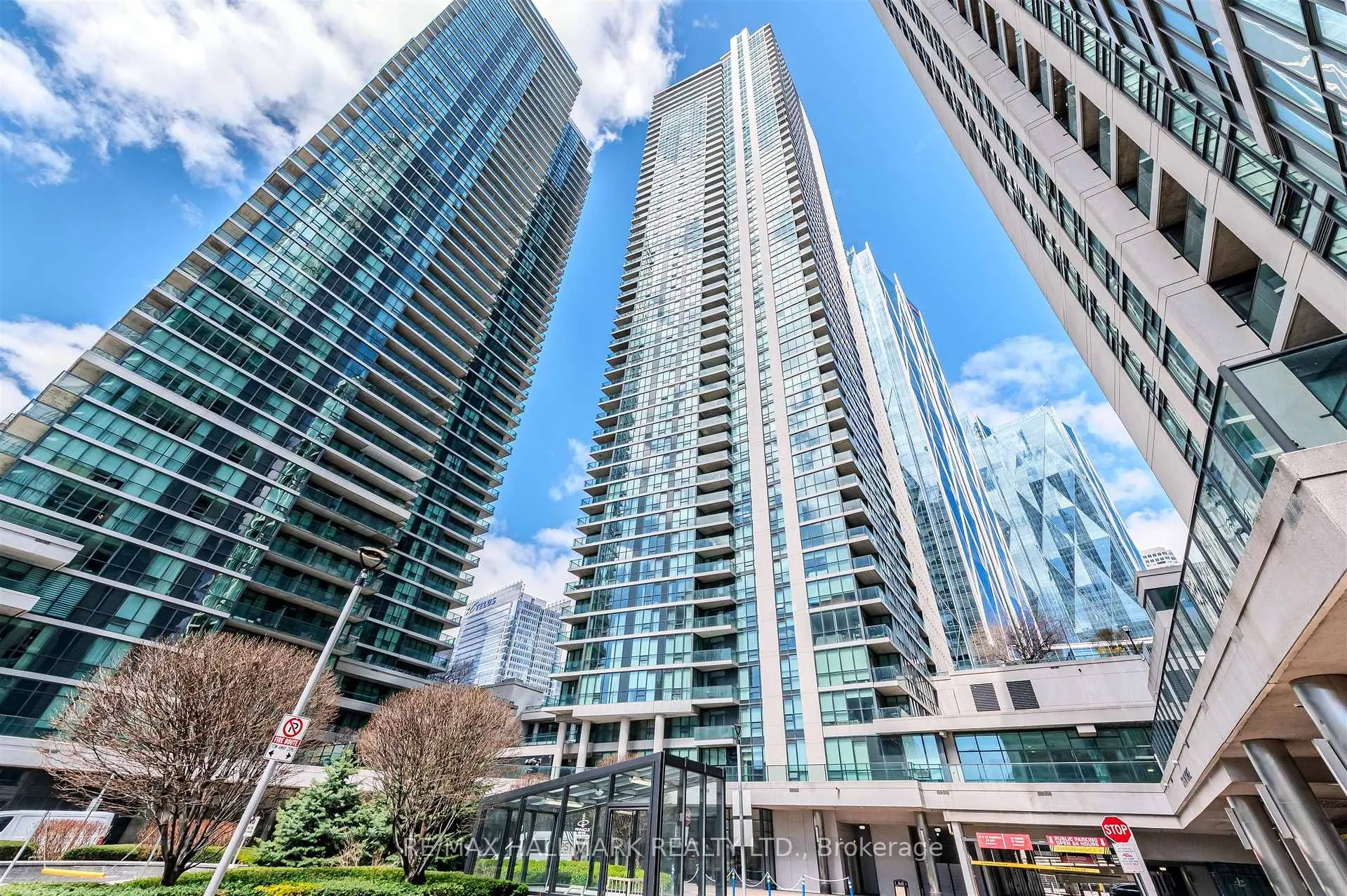 Photo 42 of Unit 2211, 18 Harbour Street, Toronto, Waterfront Communities — HOMEH