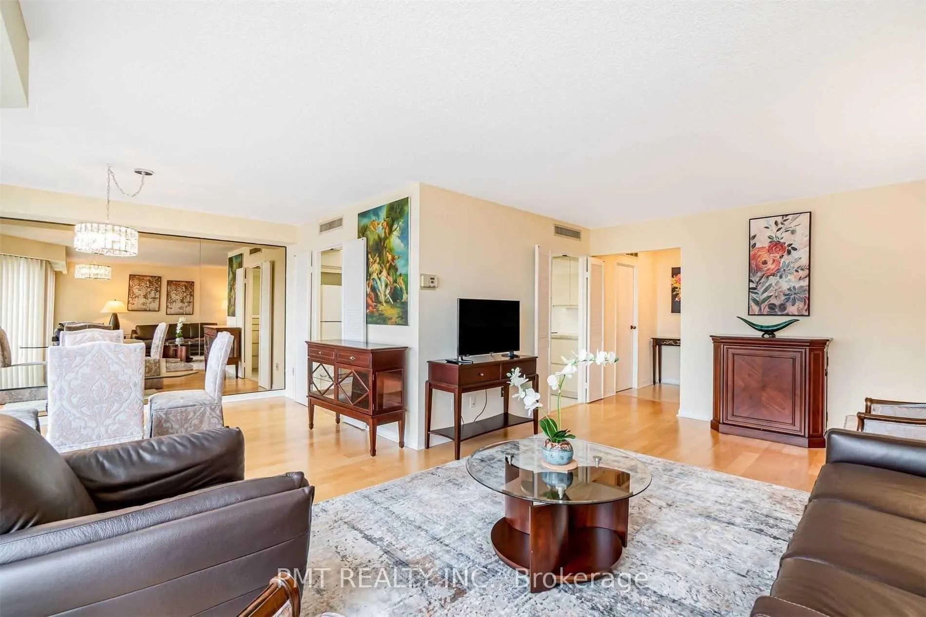 Photo 2 of Unit 3315, 55 Harbour Square, Toronto, Waterfront Communities — HOMEH