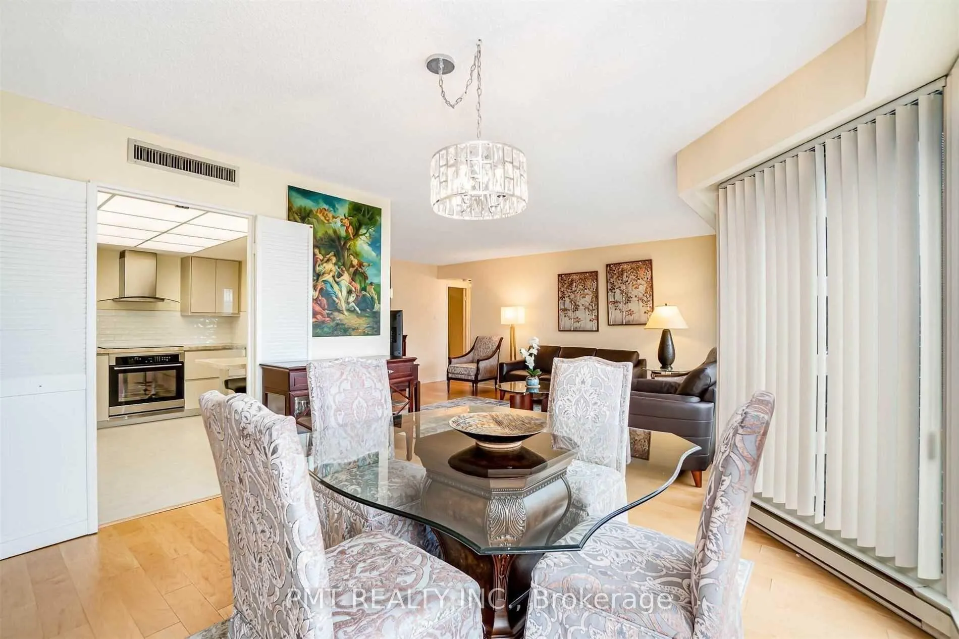 Photo 6 of Unit 3315, 55 Harbour Square, Toronto, Waterfront Communities — HOMEH