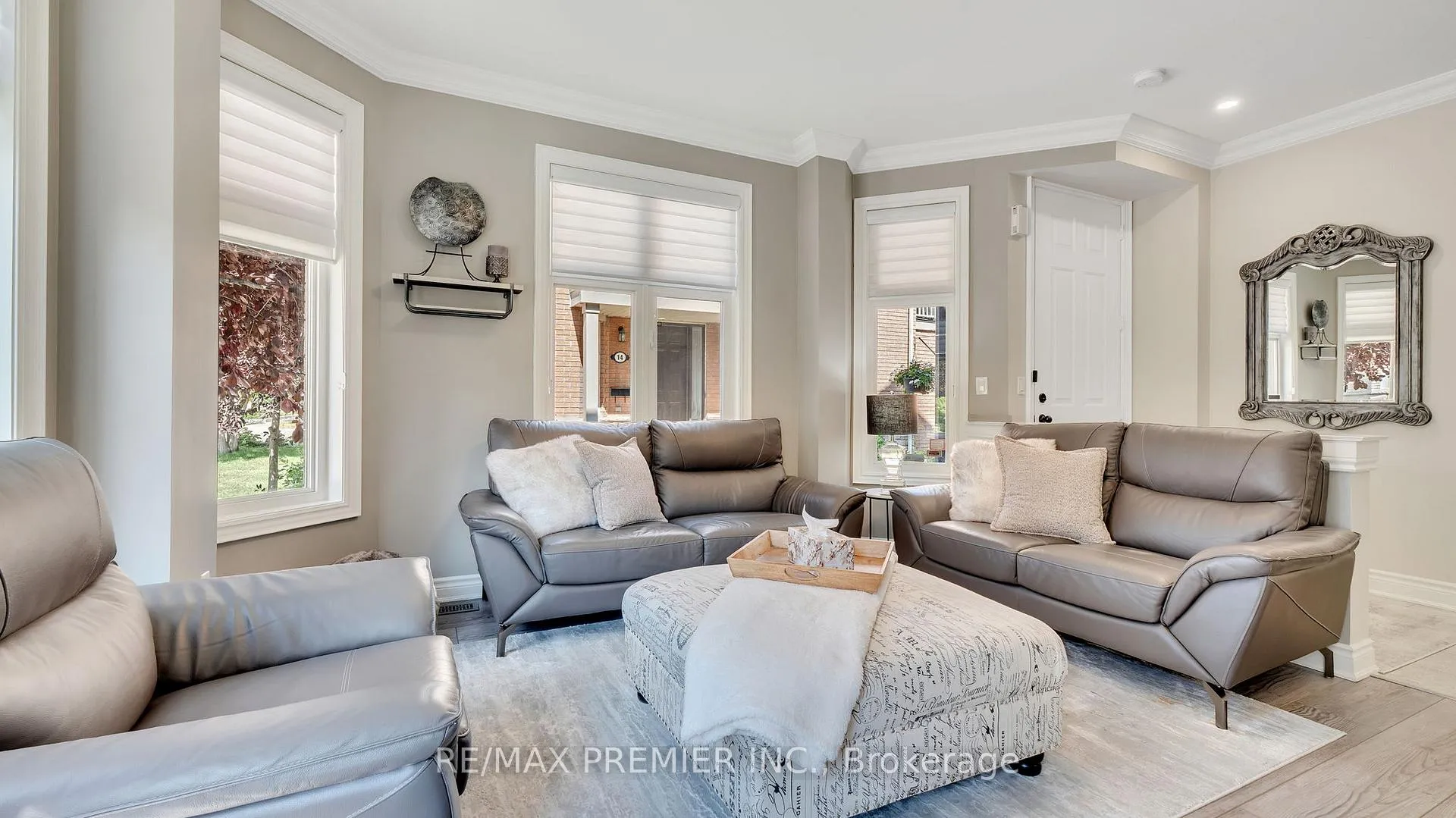 Photo 7 of 10 Henry Peters Lane, Vaughan, East Woodbridge — HOMEH
