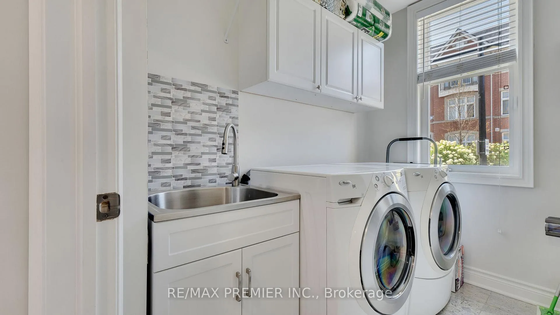 Photo 11 of 10 Henry Peters Lane, Vaughan, East Woodbridge — HOMEH