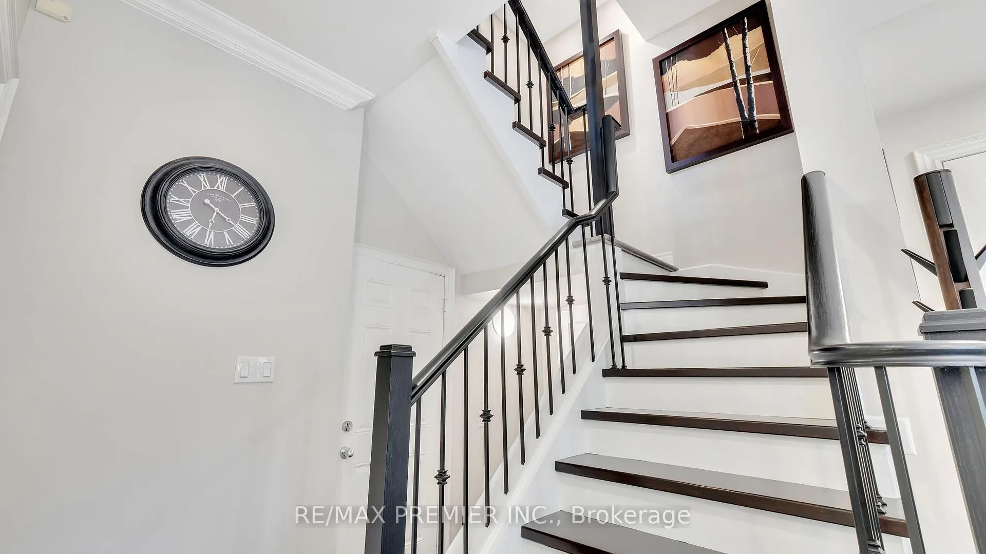 Photo 25 of 10 Henry Peters Lane, Vaughan, East Woodbridge — HOMEH
