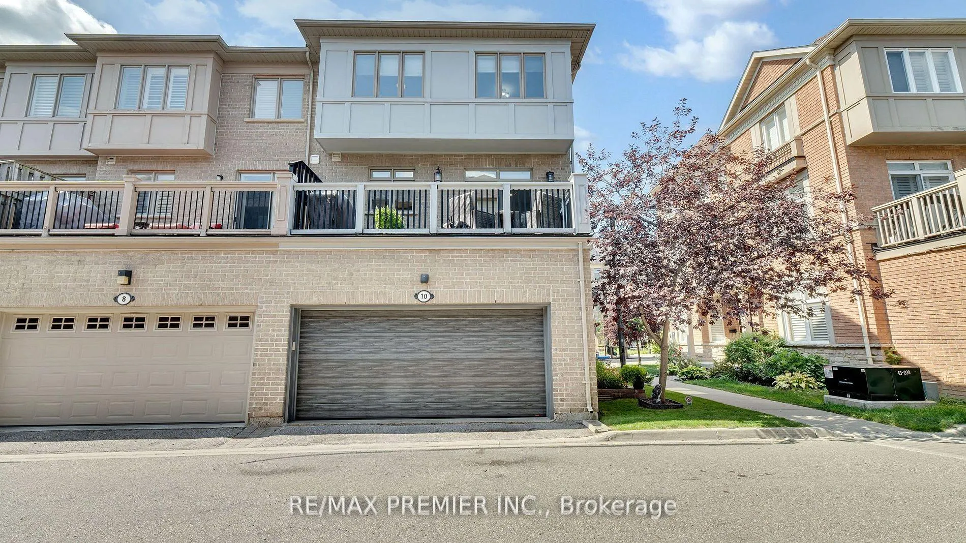 Photo 43 of 10 Henry Peters Lane, Vaughan, East Woodbridge — HOMEH