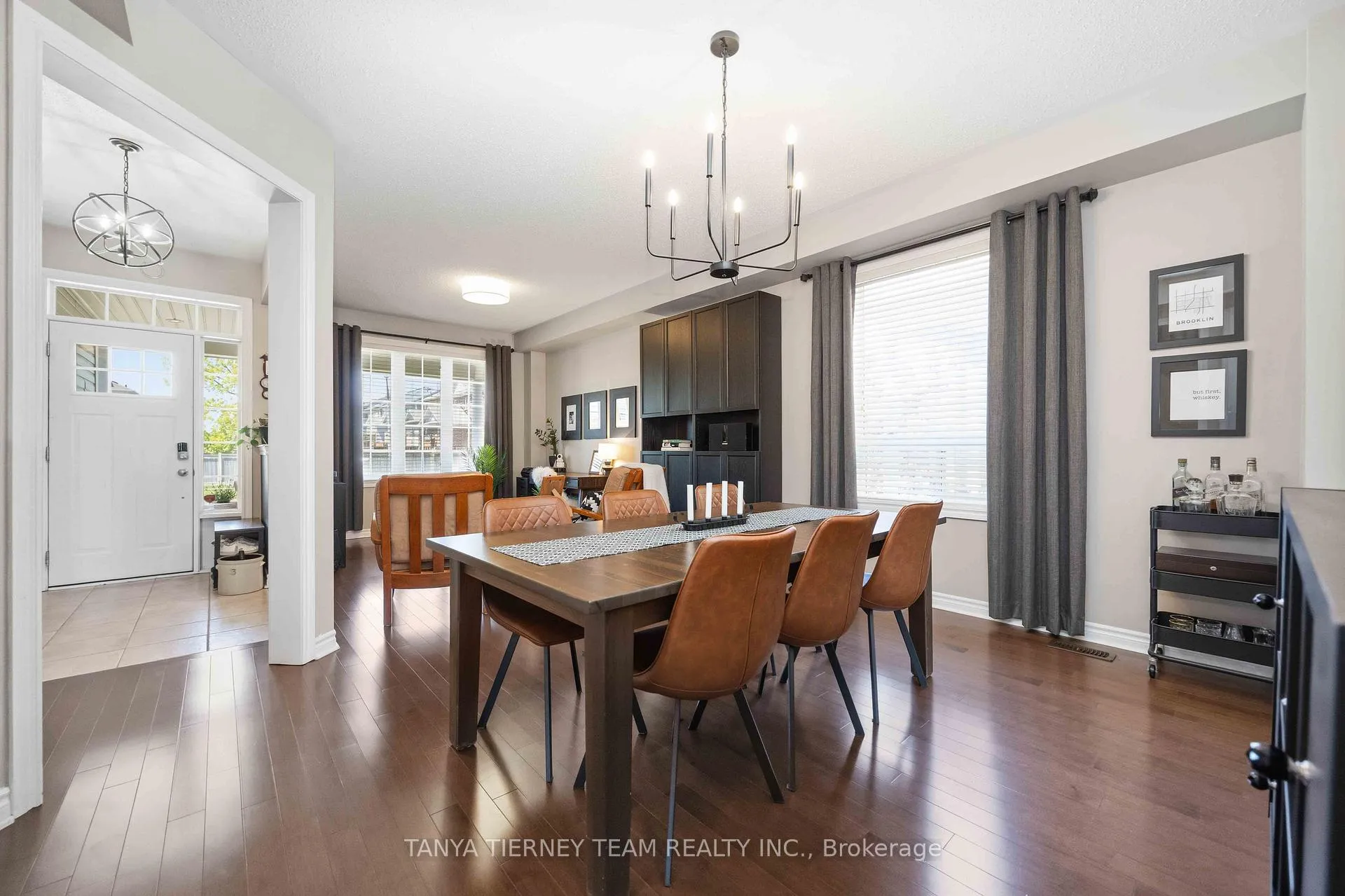 Photo 10 of 303 Cachet Boulevard, Whitby, Brooklin — HOMEH