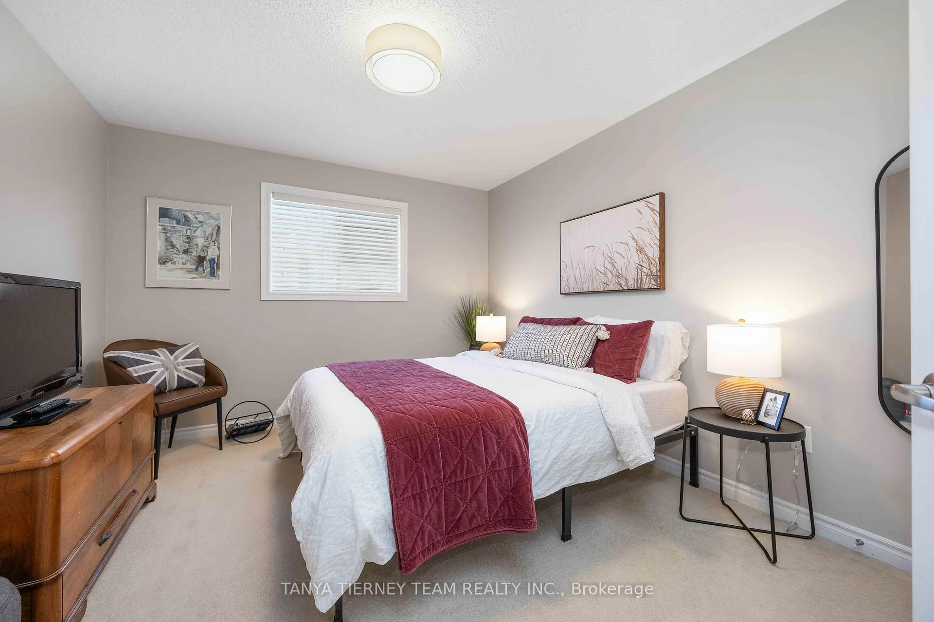 Photo 27 of 303 Cachet Boulevard, Whitby, Brooklin — HOMEH
