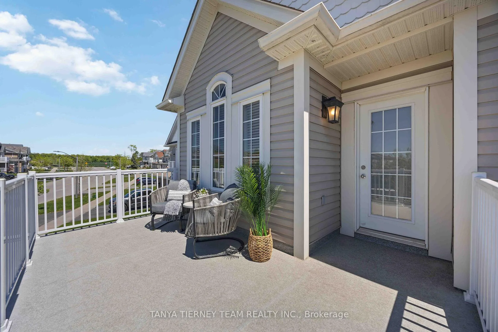 Photo 29 of 303 Cachet Boulevard, Whitby, Brooklin — HOMEH