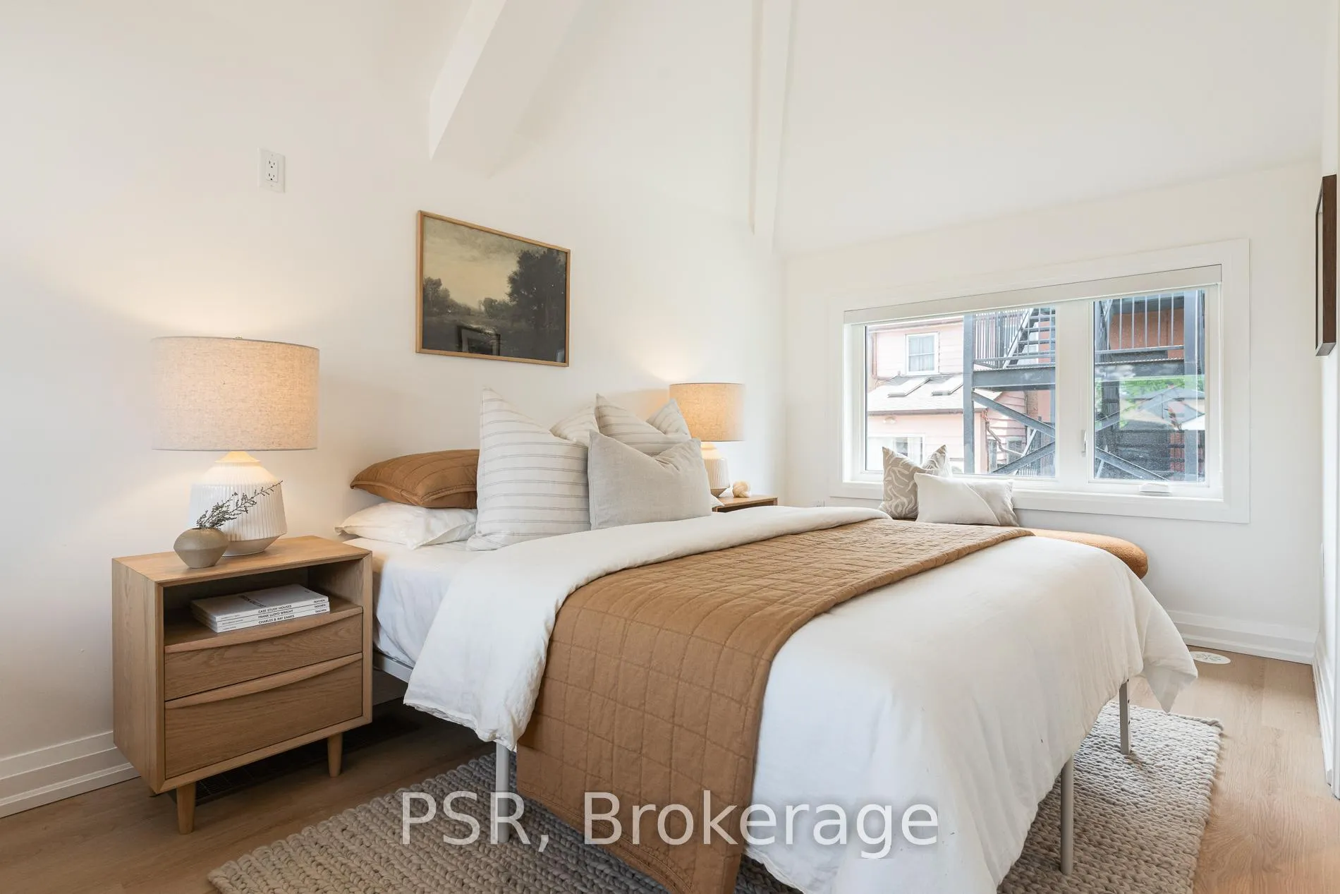Photo 9 of Unit E, 218 Aileen Avenue E, Toronto, Keelesdale-Eglinton West — HOMEH