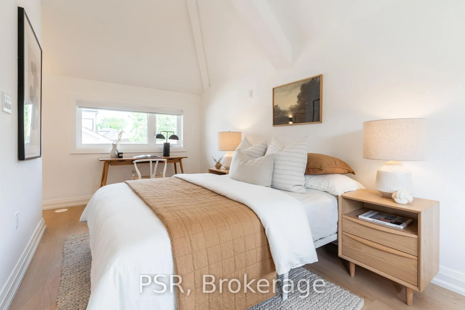 Photo 10 of Unit E, 218 Aileen Avenue E, Toronto, Keelesdale-Eglinton West — HOMEH