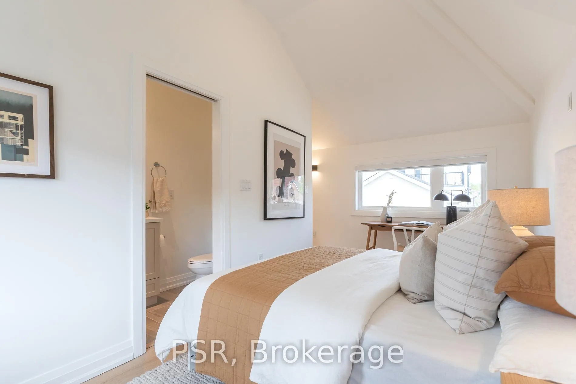 Photo 11 of Unit E, 218 Aileen Avenue E, Toronto, Keelesdale-Eglinton West — HOMEH