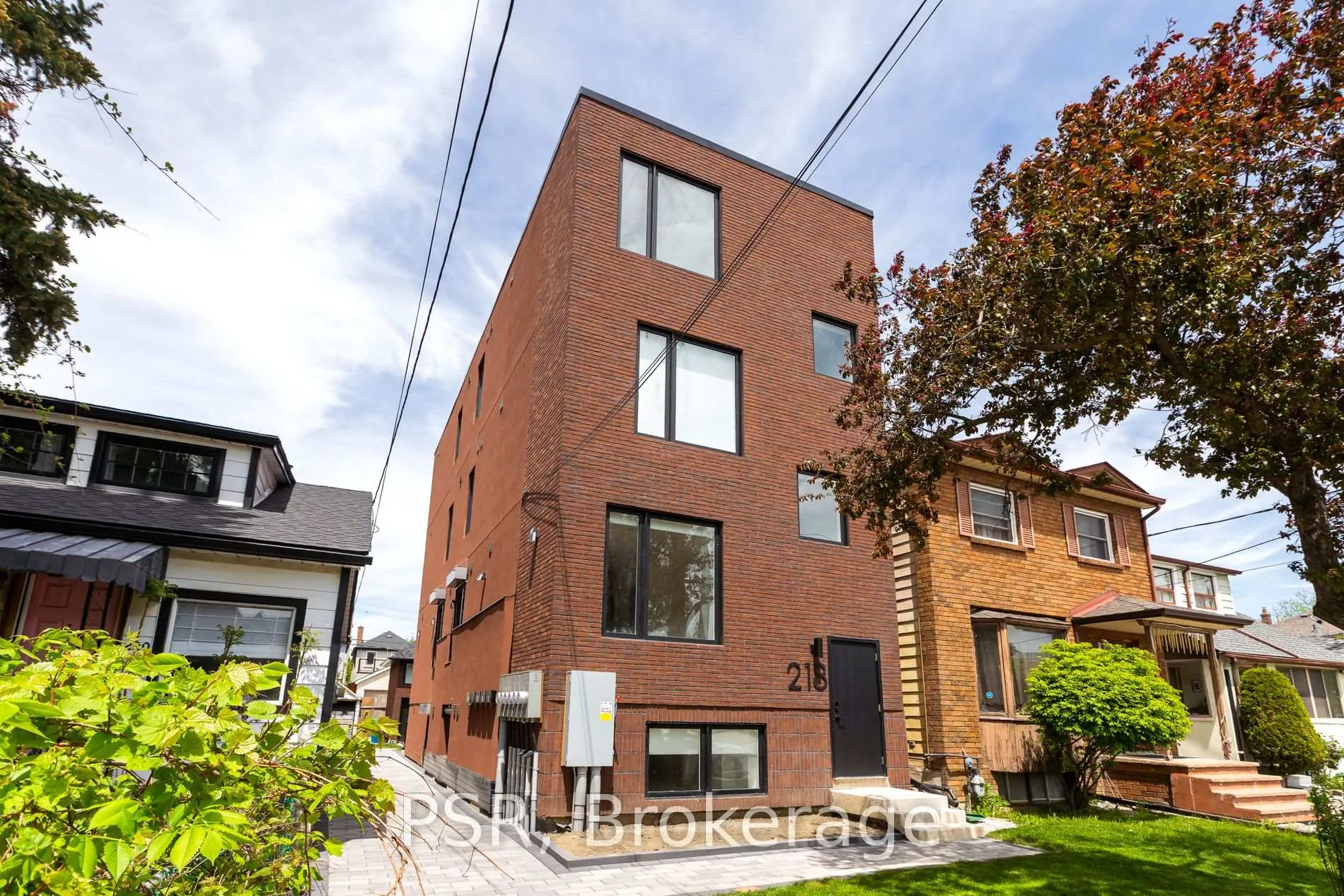 Photo 19 of Unit E, 218 Aileen Avenue E, Toronto, Keelesdale-Eglinton West — HOMEH