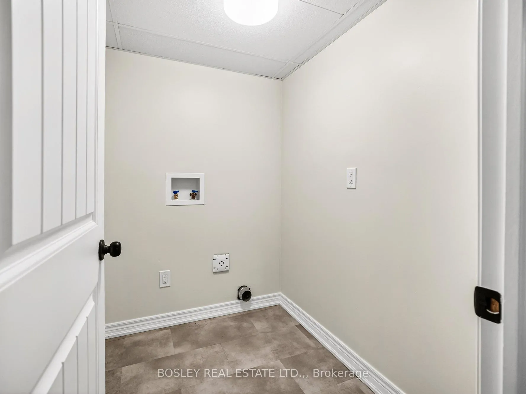 Photo 25 of 8 Pearce Avenue, St. Catharines, Bunting/Linwell — HOMEH