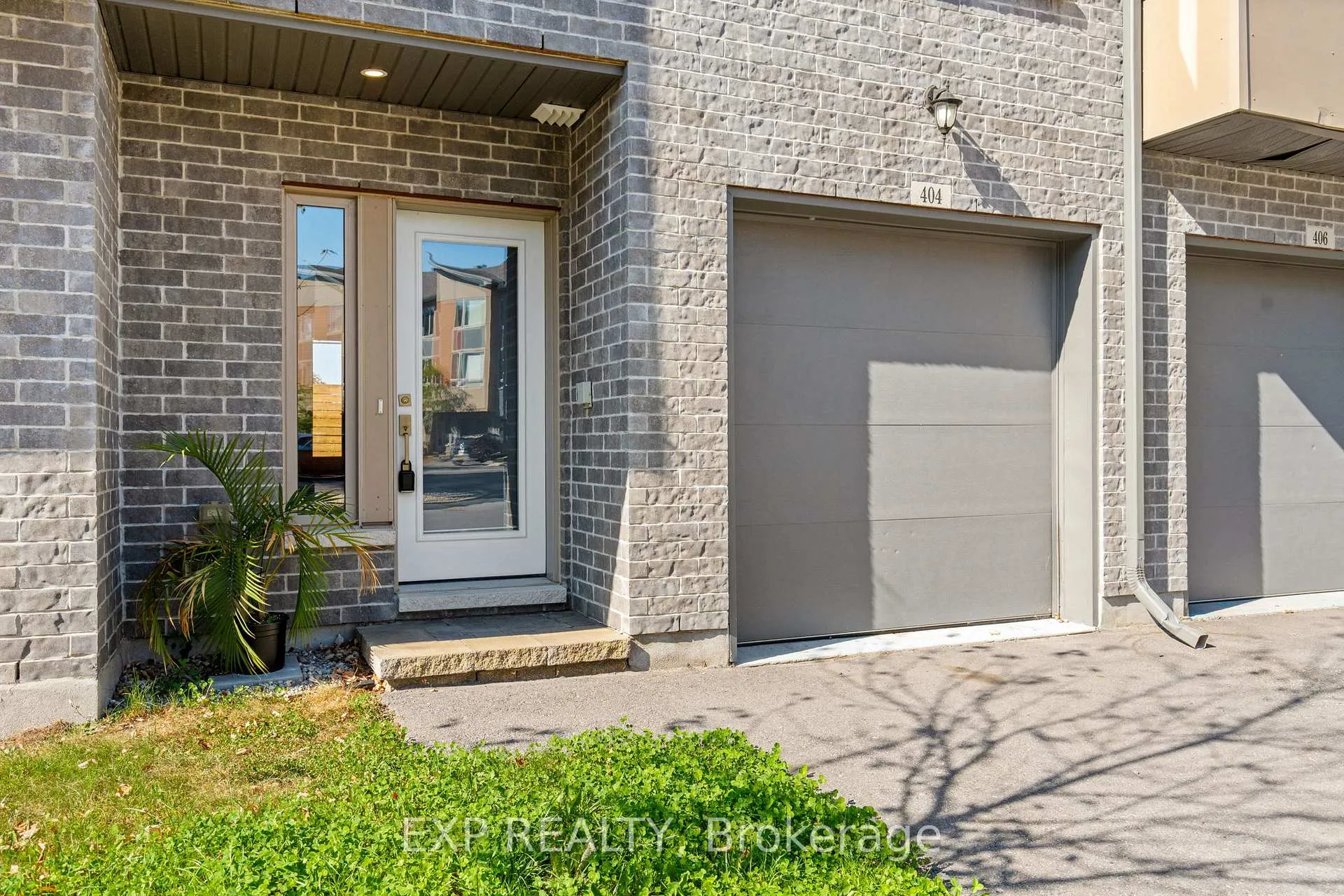 Photo 4 of 404 Terravita Private, Ottawa, Windsor Park Village — HOMEH