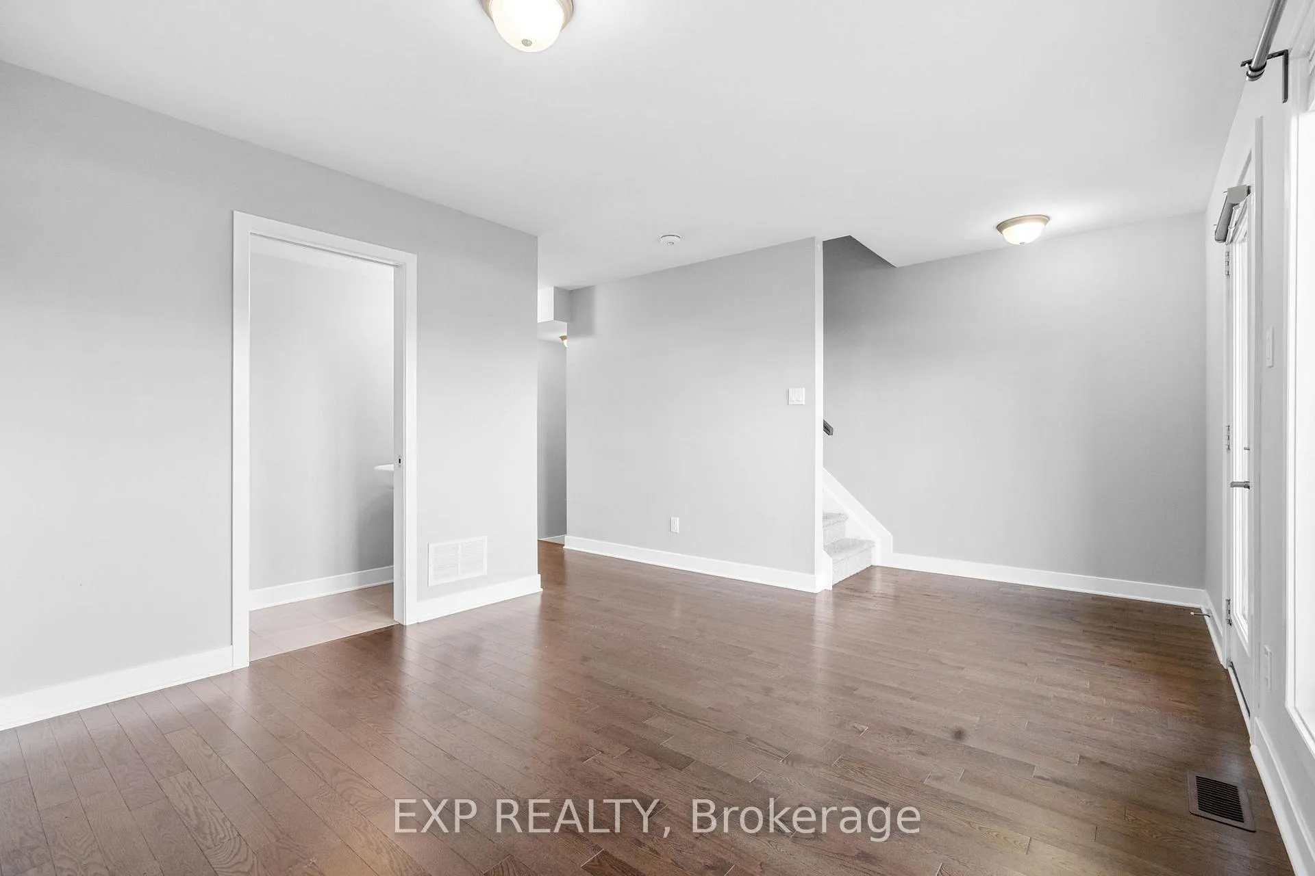 Photo 9 of 404 Terravita Private, Ottawa, Windsor Park Village — HOMEH