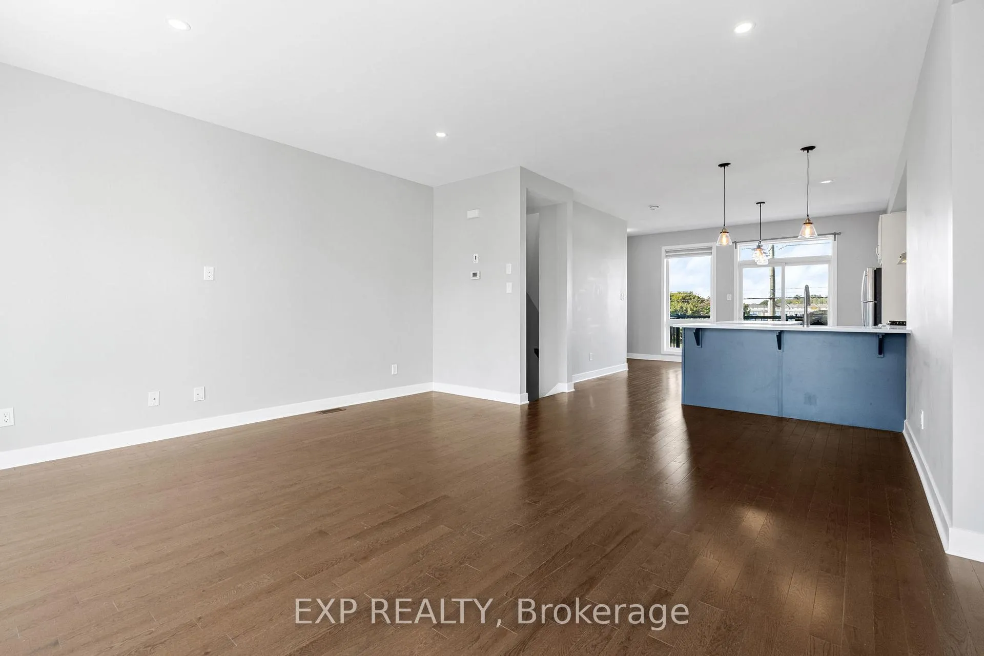 Photo 11 of 404 Terravita Private, Ottawa, Windsor Park Village — HOMEH