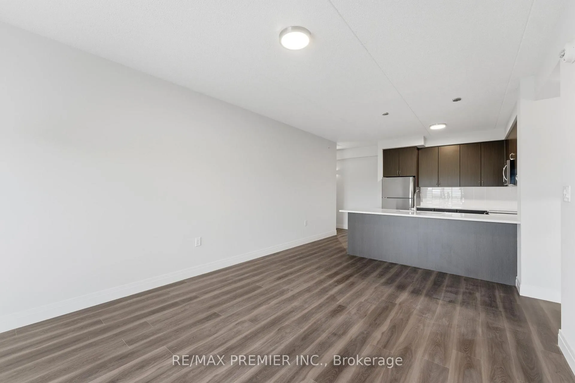 Photo 15 of Unit 306, 6415 Regional Road 25, Milton, Coates — HOMEH