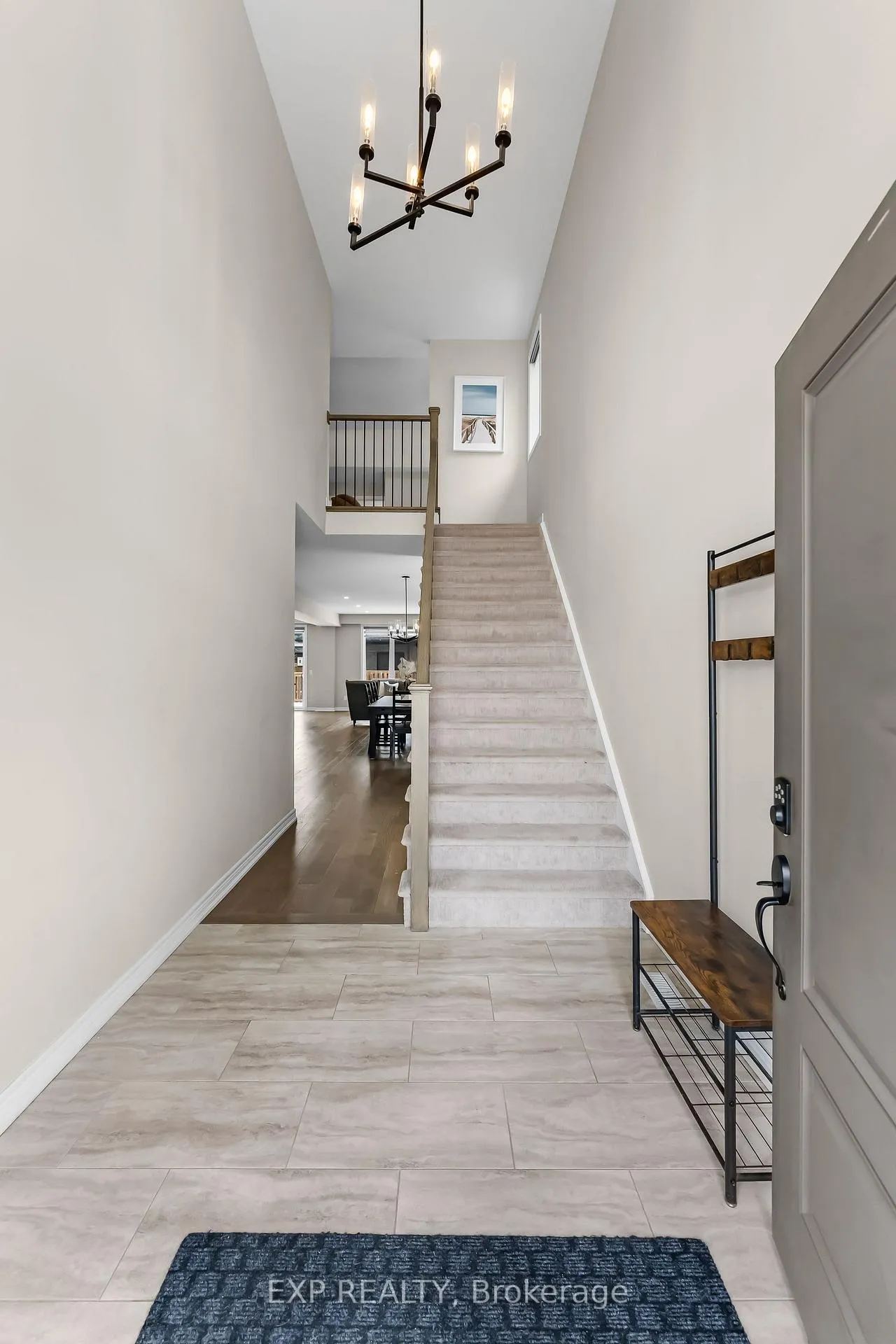 Photo 4 of 153 Susan Drive, Pelham, Fonthill — HOMEH