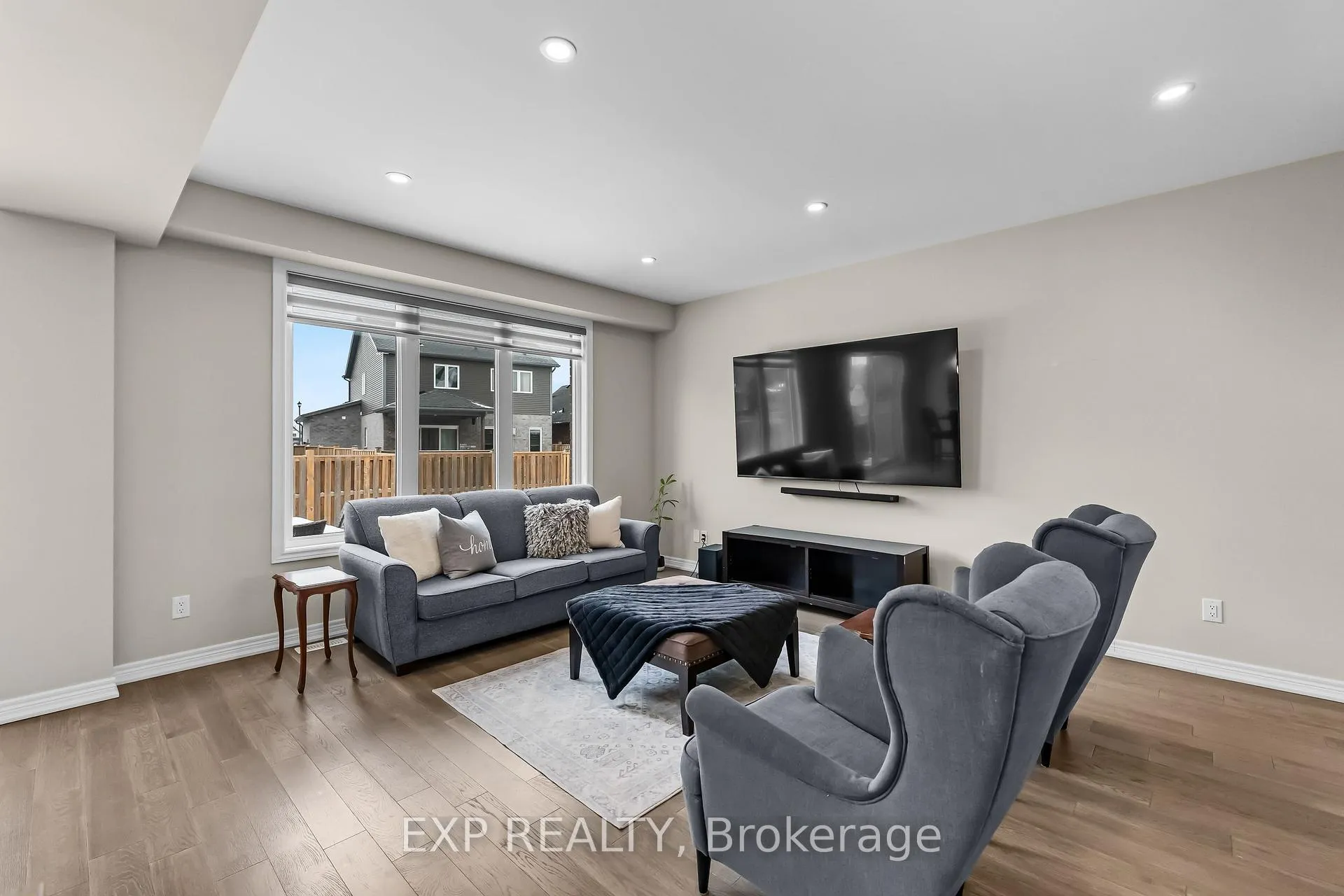Photo 7 of 153 Susan Drive, Pelham, Fonthill — HOMEH