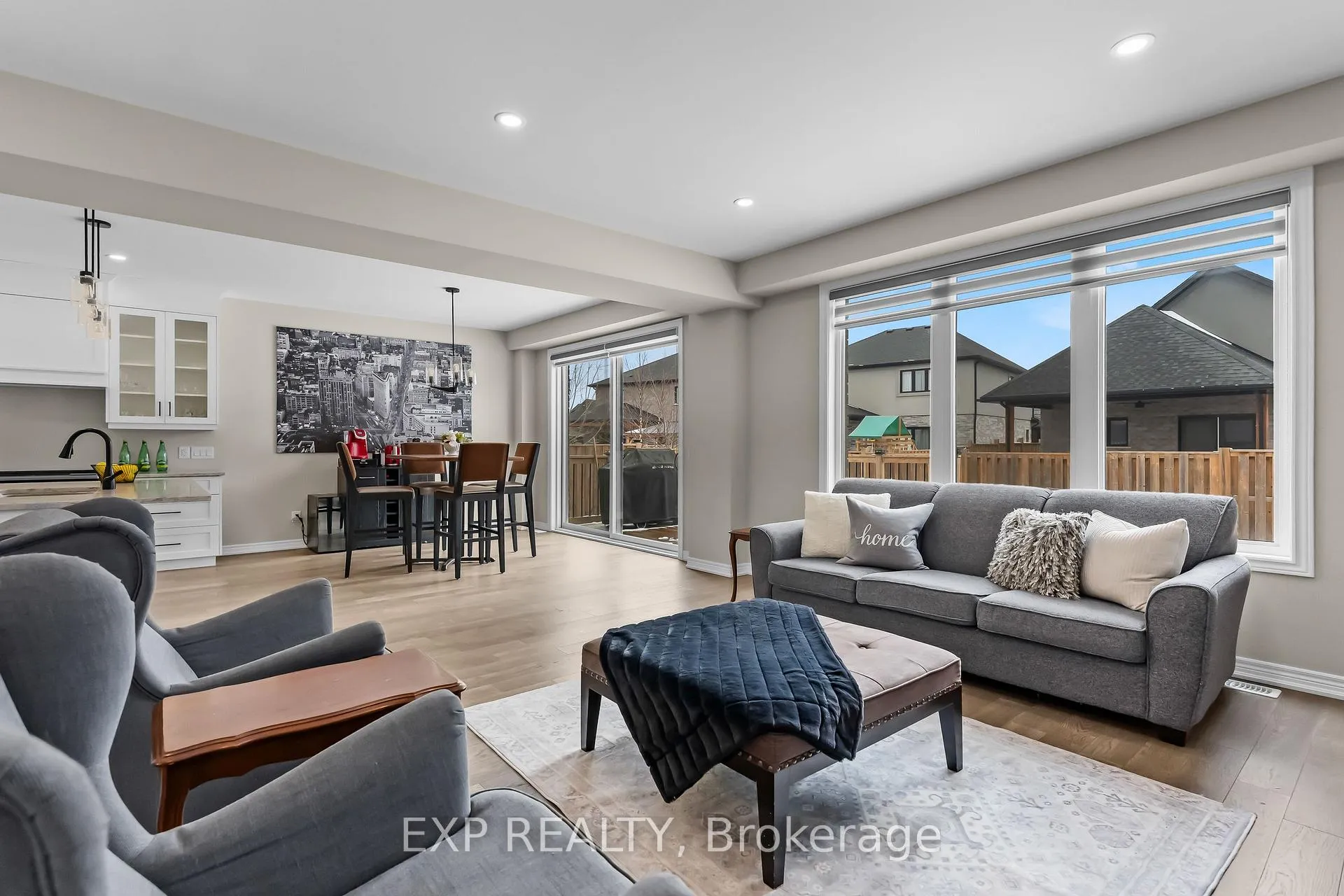 Photo 8 of 153 Susan Drive, Pelham, Fonthill — HOMEH