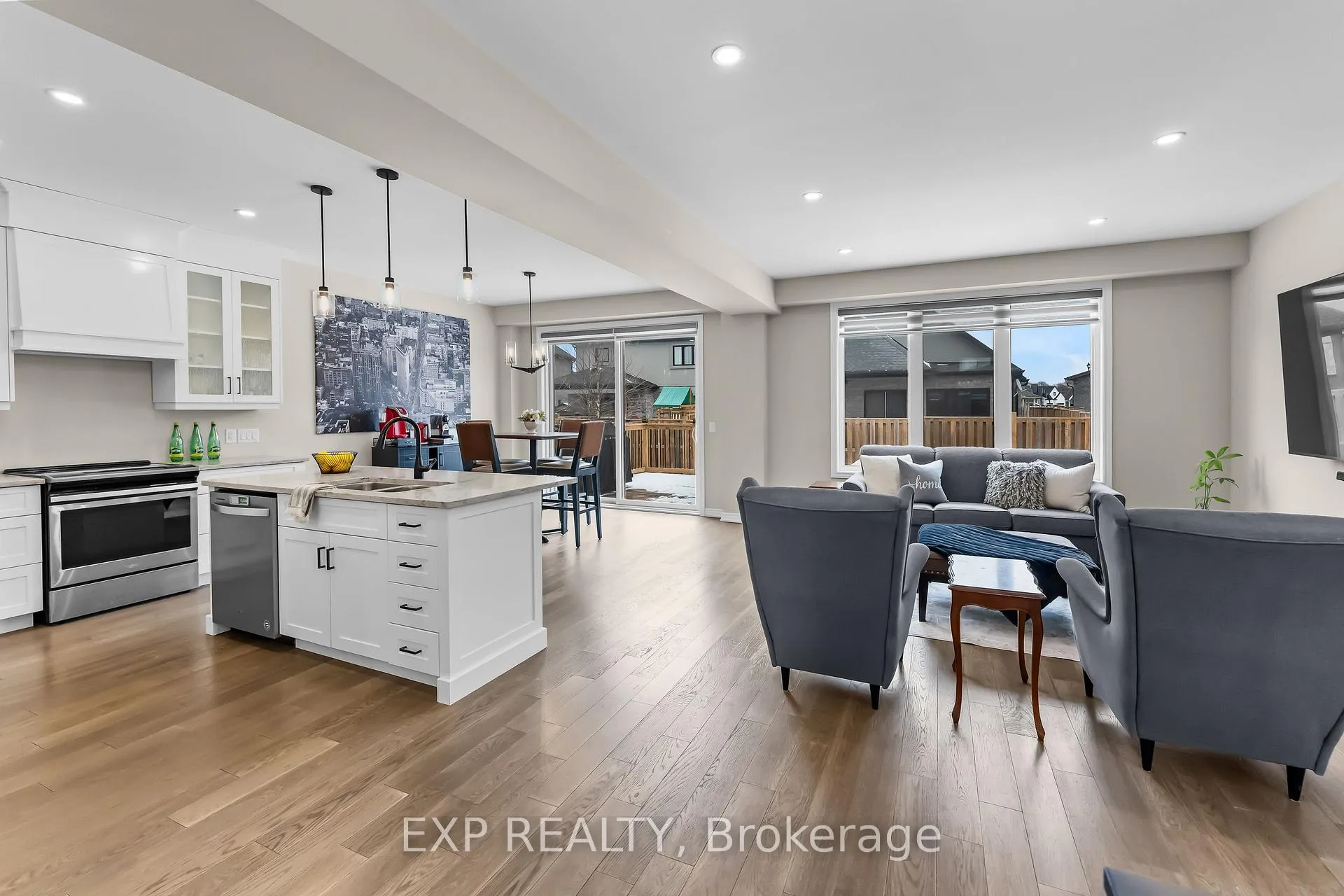 Photo 19 of 153 Susan Drive, Pelham, Fonthill — HOMEH
