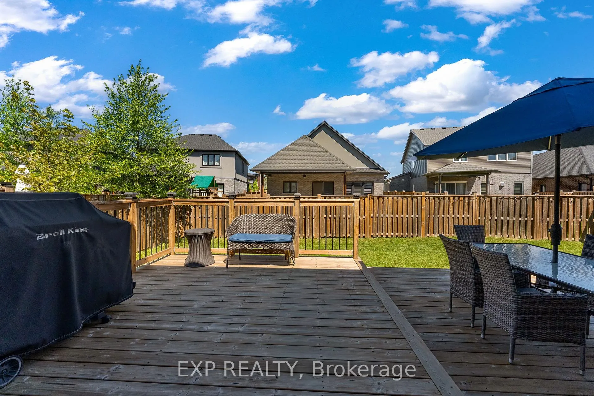 Photo 43 of 153 Susan Drive, Pelham, Fonthill — HOMEH