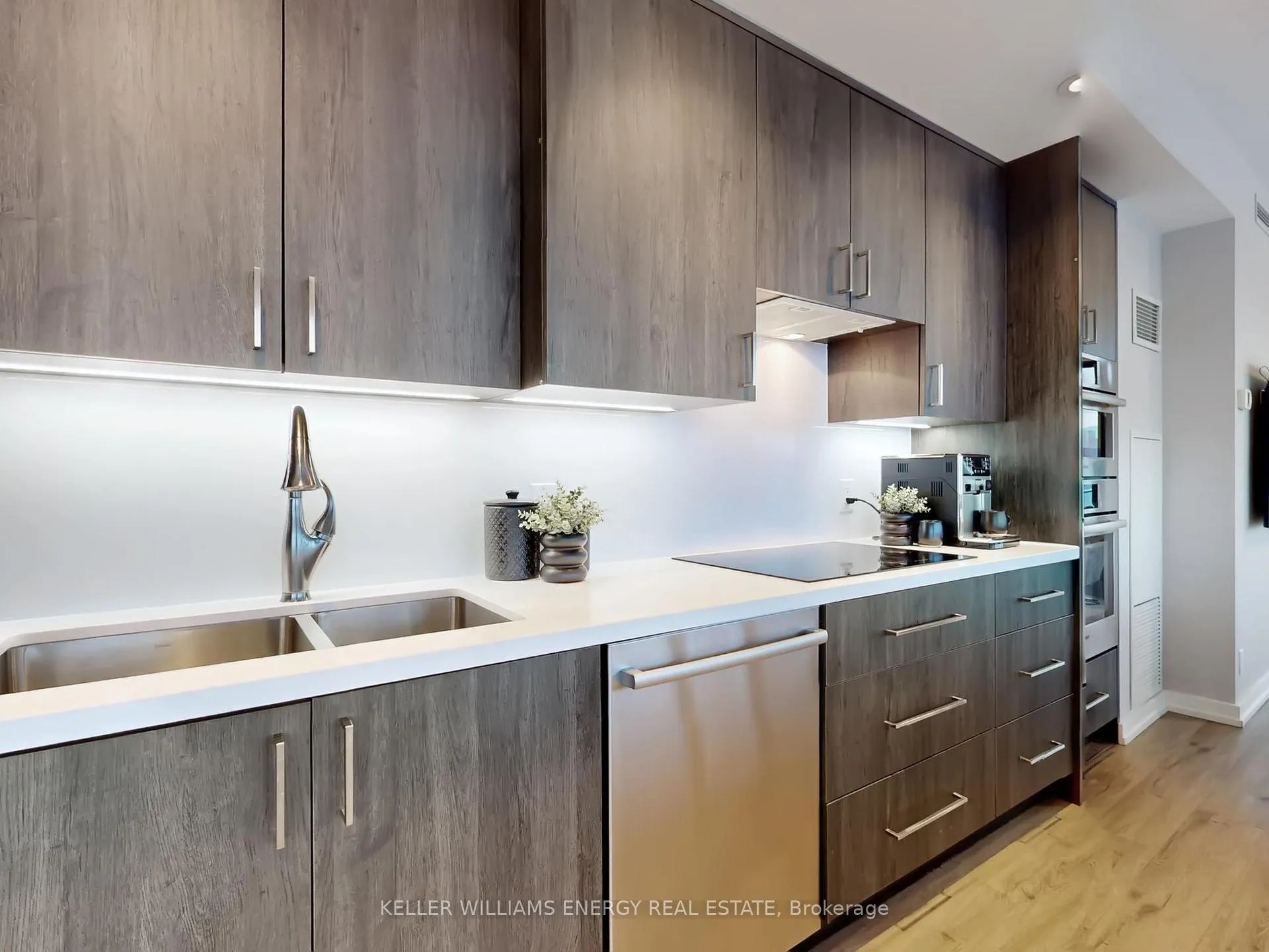 Photo 7 of Unit 2902, 390 Cherry Street, Toronto, Waterfront Communities — HOMEH