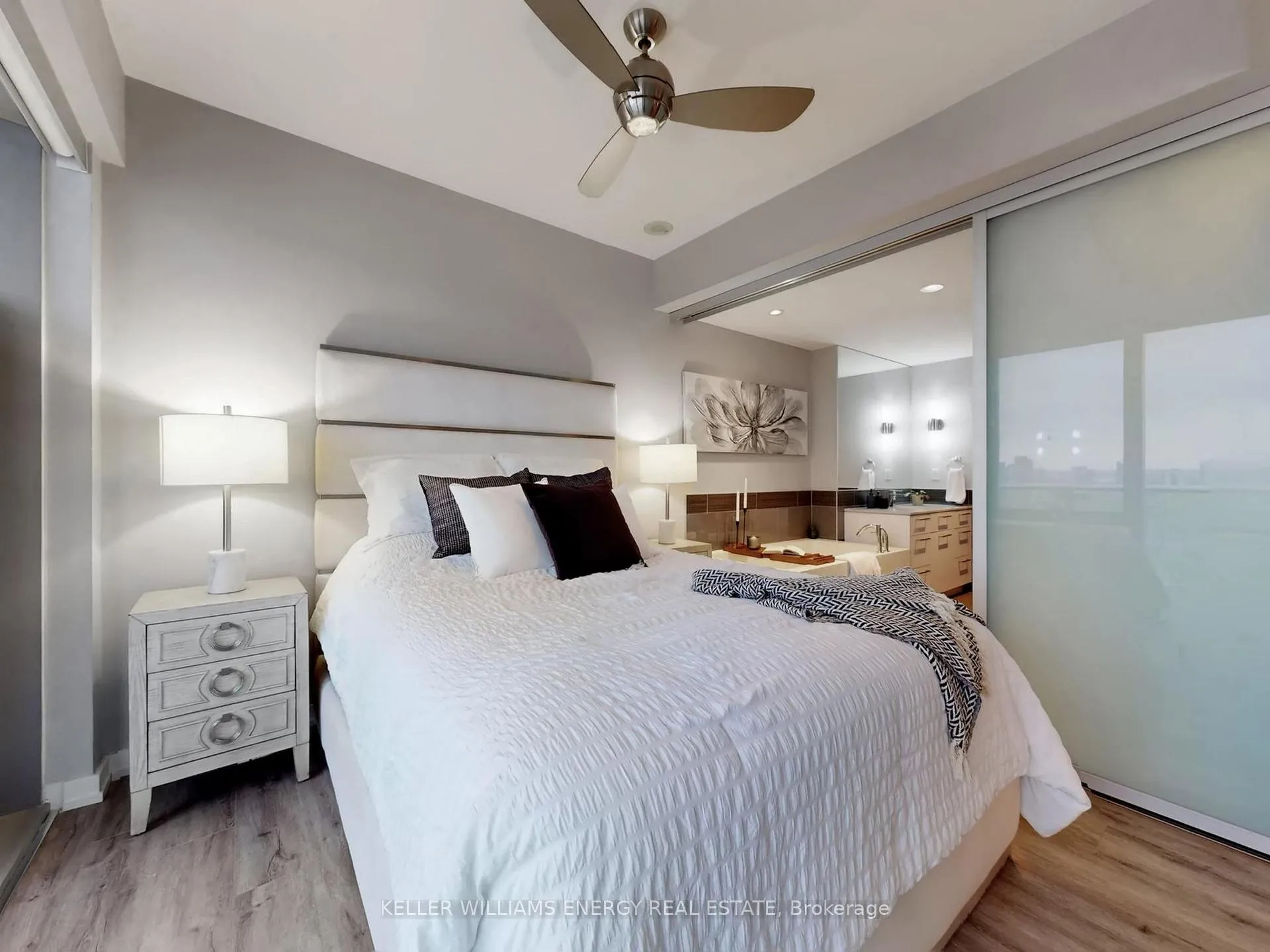 Photo 15 of Unit 2902, 390 Cherry Street, Toronto, Waterfront Communities — HOMEH