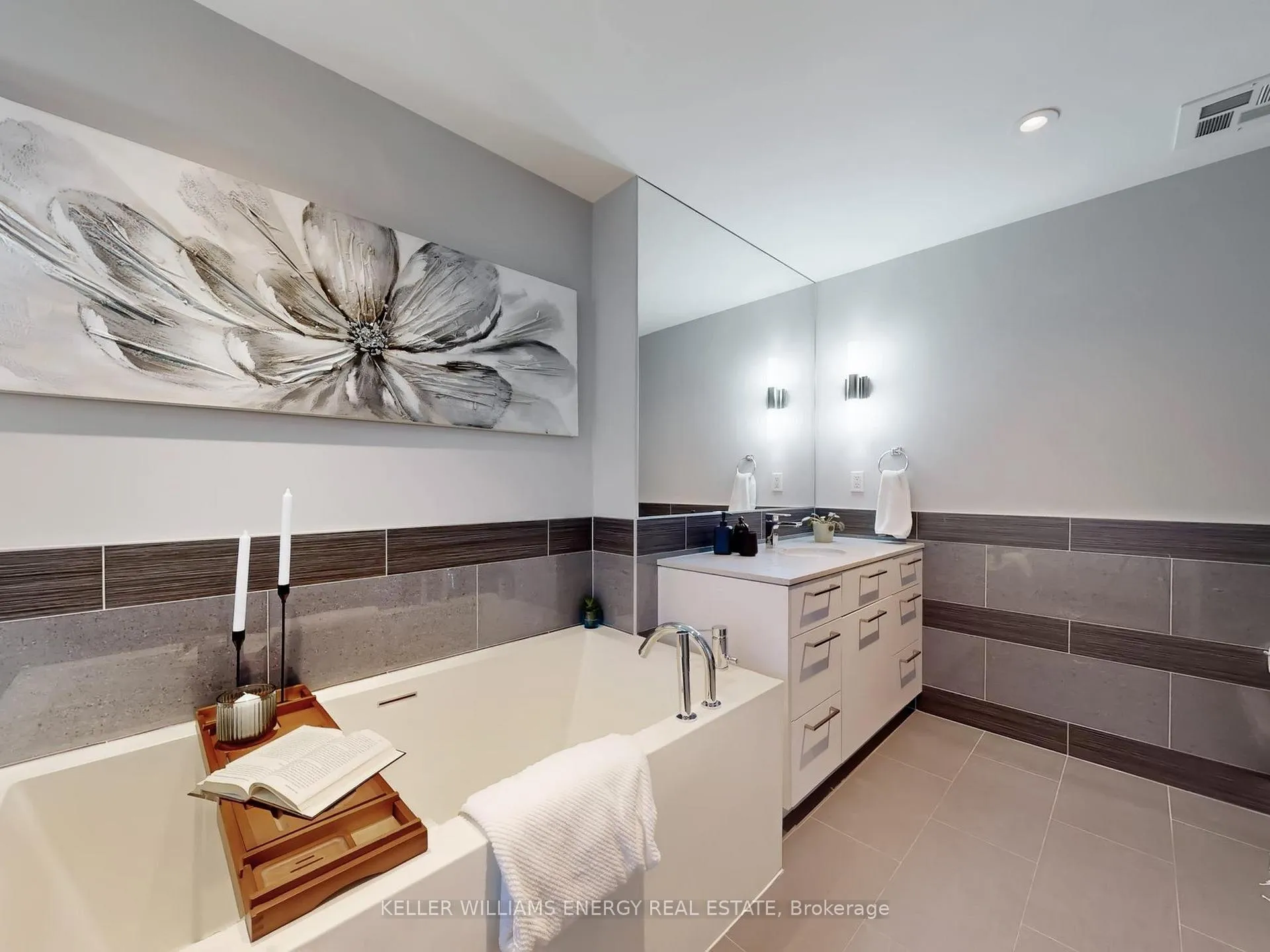 Photo 16 of Unit 2902, 390 Cherry Street, Toronto, Waterfront Communities — HOMEH