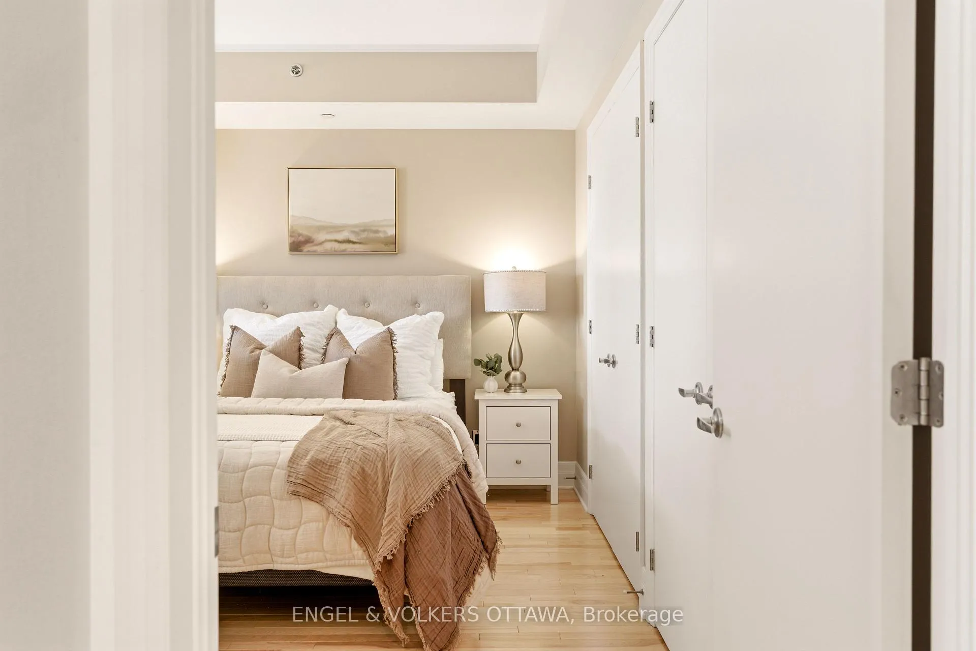 Photo 17 of Unit 310, 808 Bronson Avenue, Ottawa, Dows Lake — HOMEH