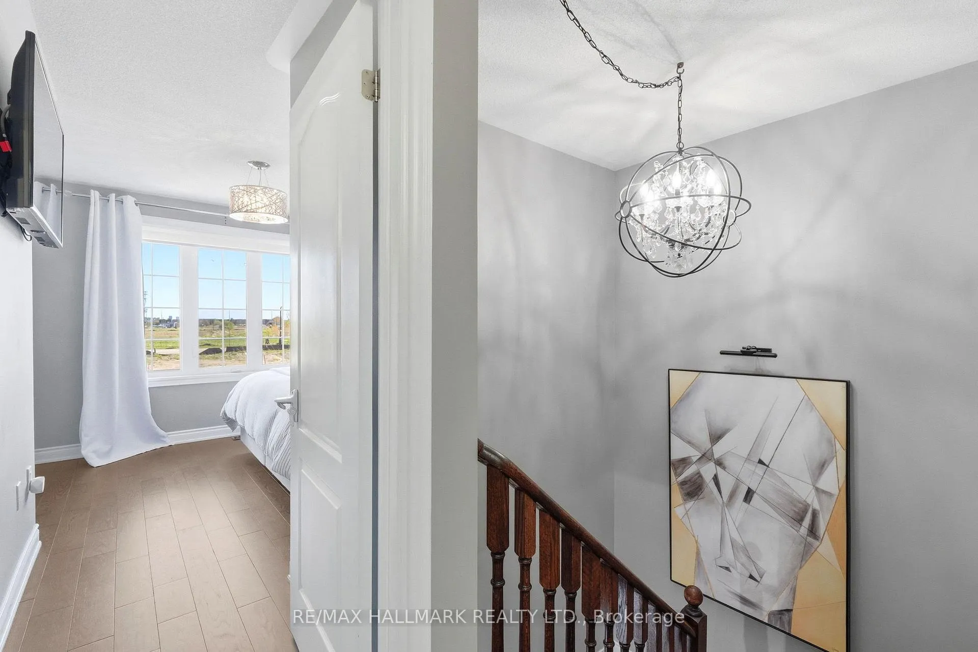 Photo 17 of 246 Wardlaw Place, Vaughan, Vellore Village — HOMEH