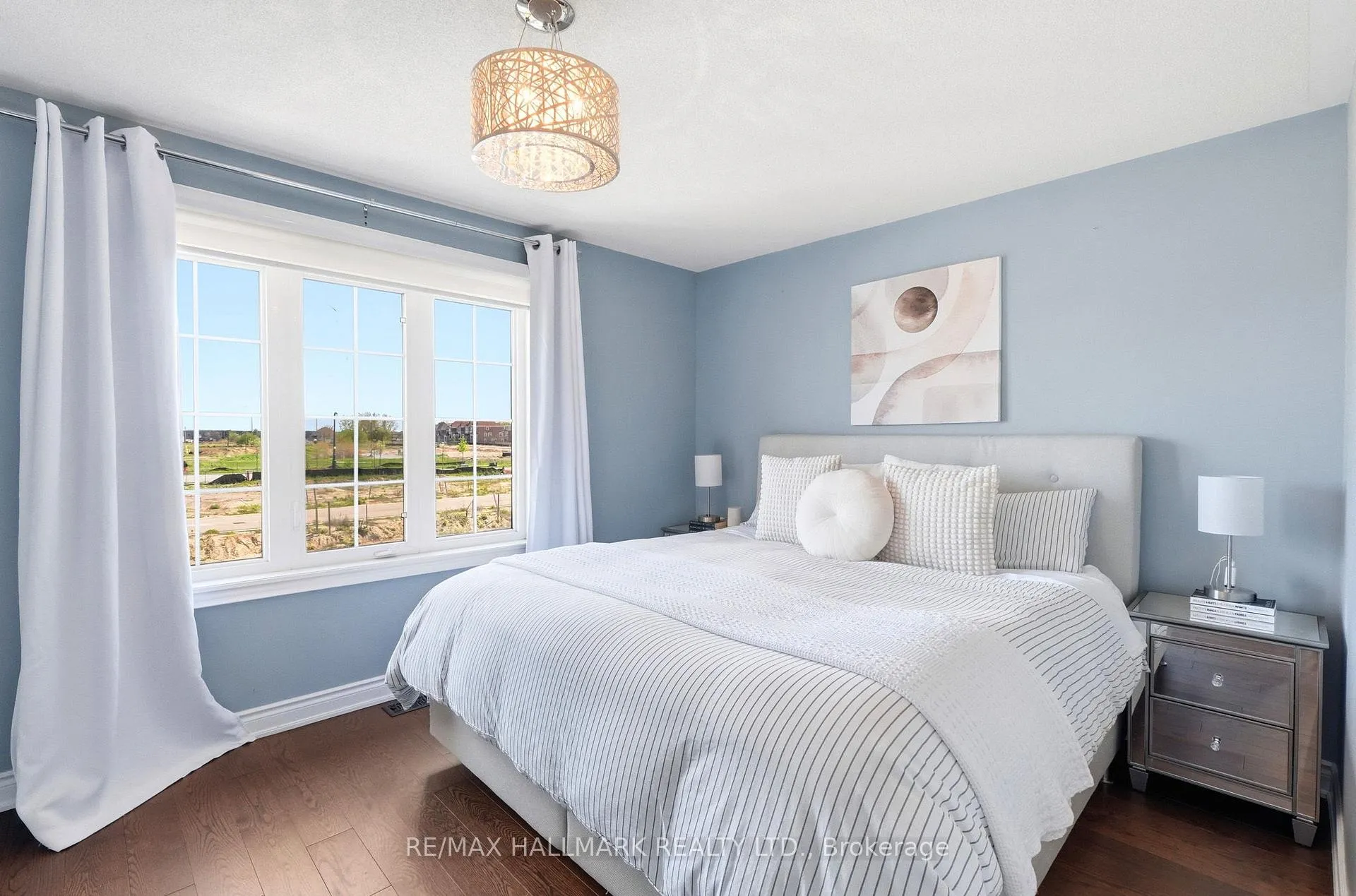 Photo 18 of 246 Wardlaw Place, Vaughan, Vellore Village — HOMEH