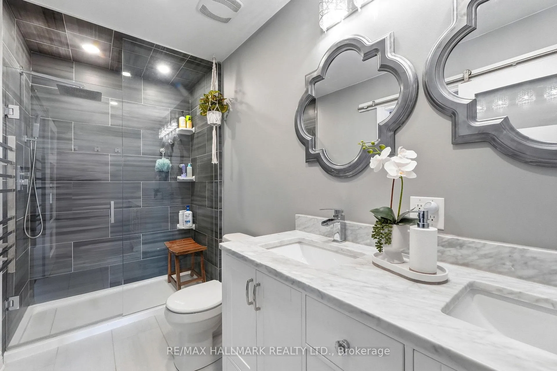 Photo 20 of 246 Wardlaw Place, Vaughan, Vellore Village — HOMEH