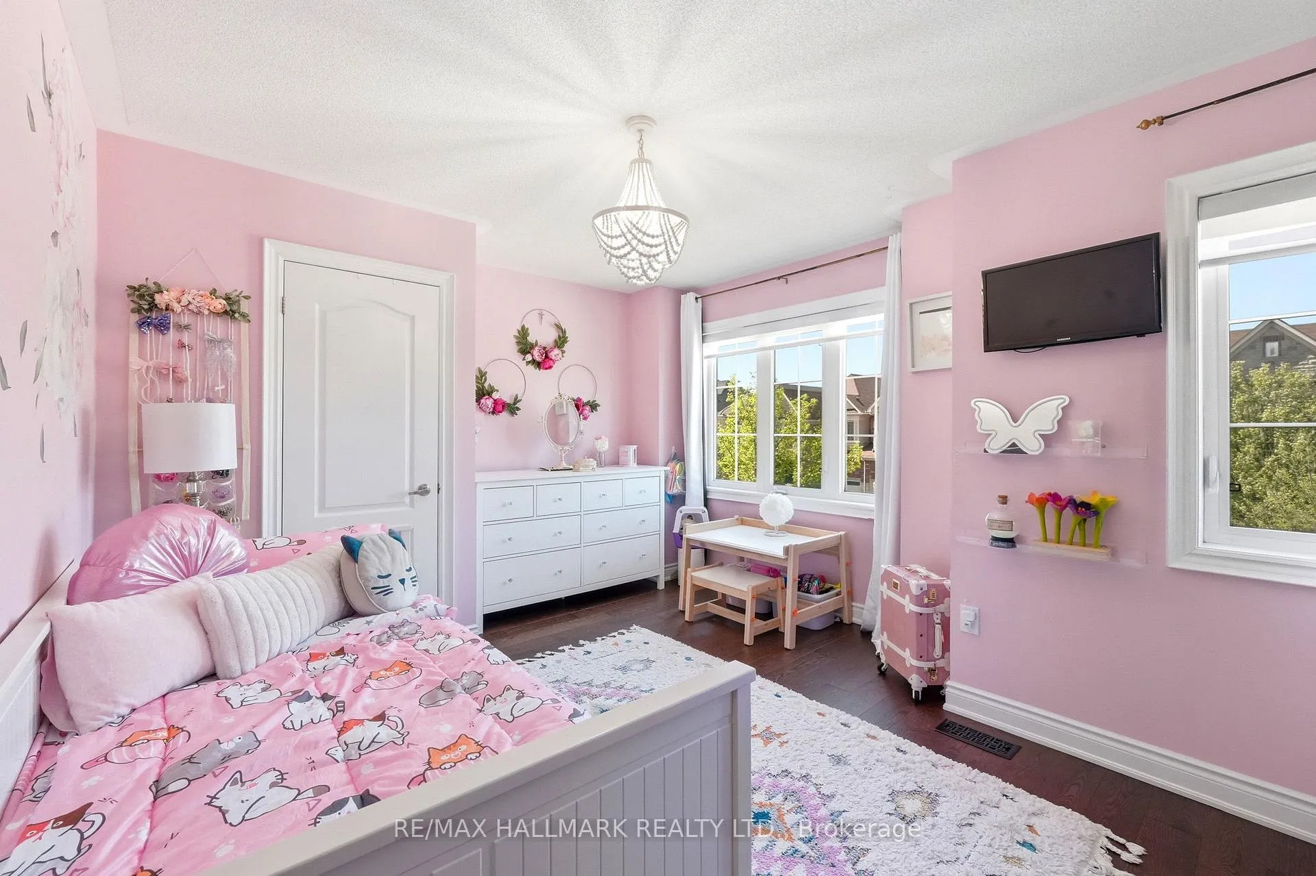 Photo 22 of 246 Wardlaw Place, Vaughan, Vellore Village — HOMEH