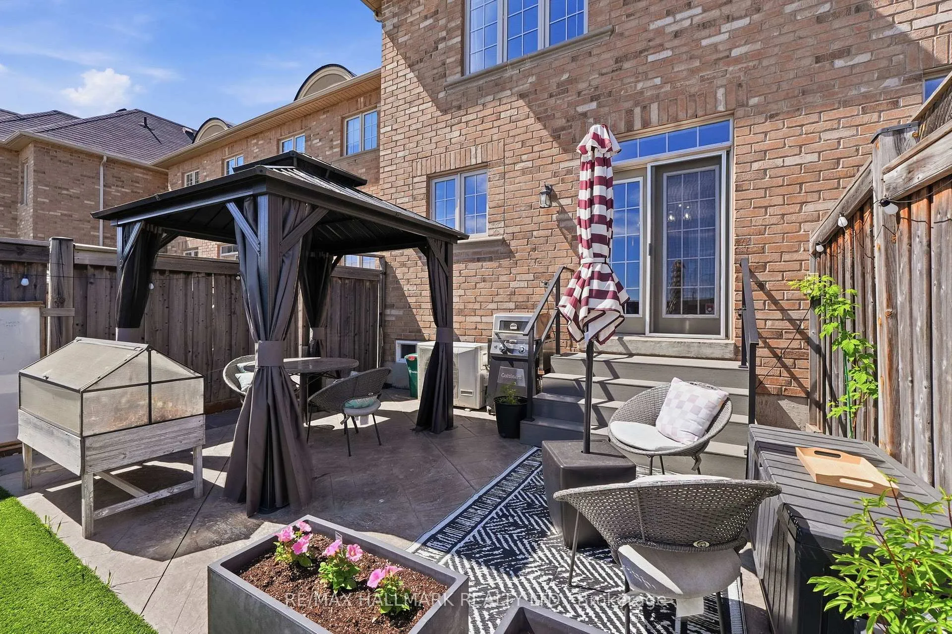 Photo 27 of 246 Wardlaw Place, Vaughan, Vellore Village — HOMEH
