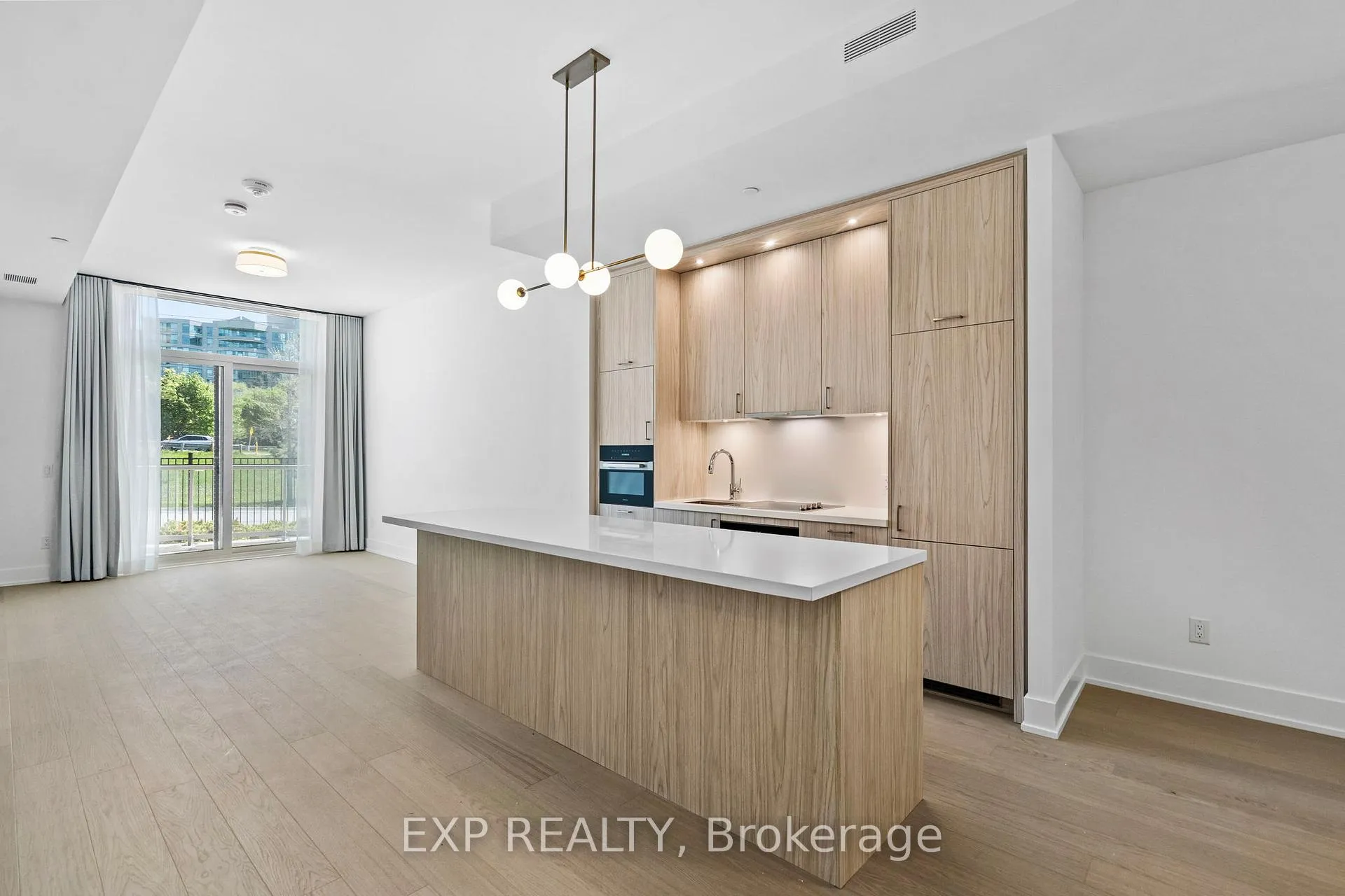 Photo 6 of Unit 116, 399 Royal Orchard Boulevard, Markham, Royal Orchard — HOMEH