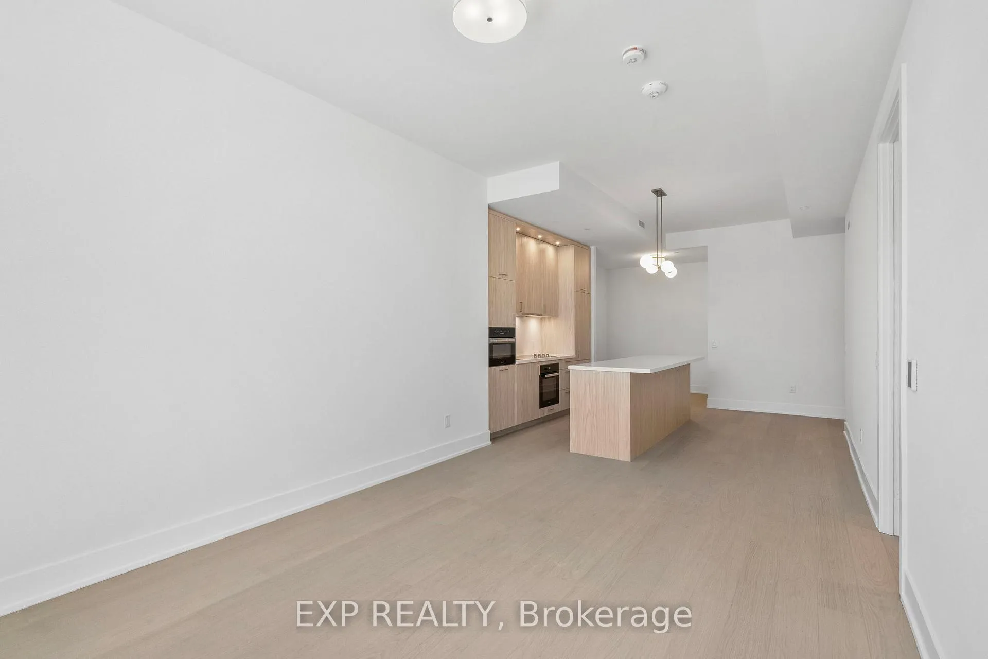 Photo 13 of Unit 116, 399 Royal Orchard Boulevard, Markham, Royal Orchard — HOMEH