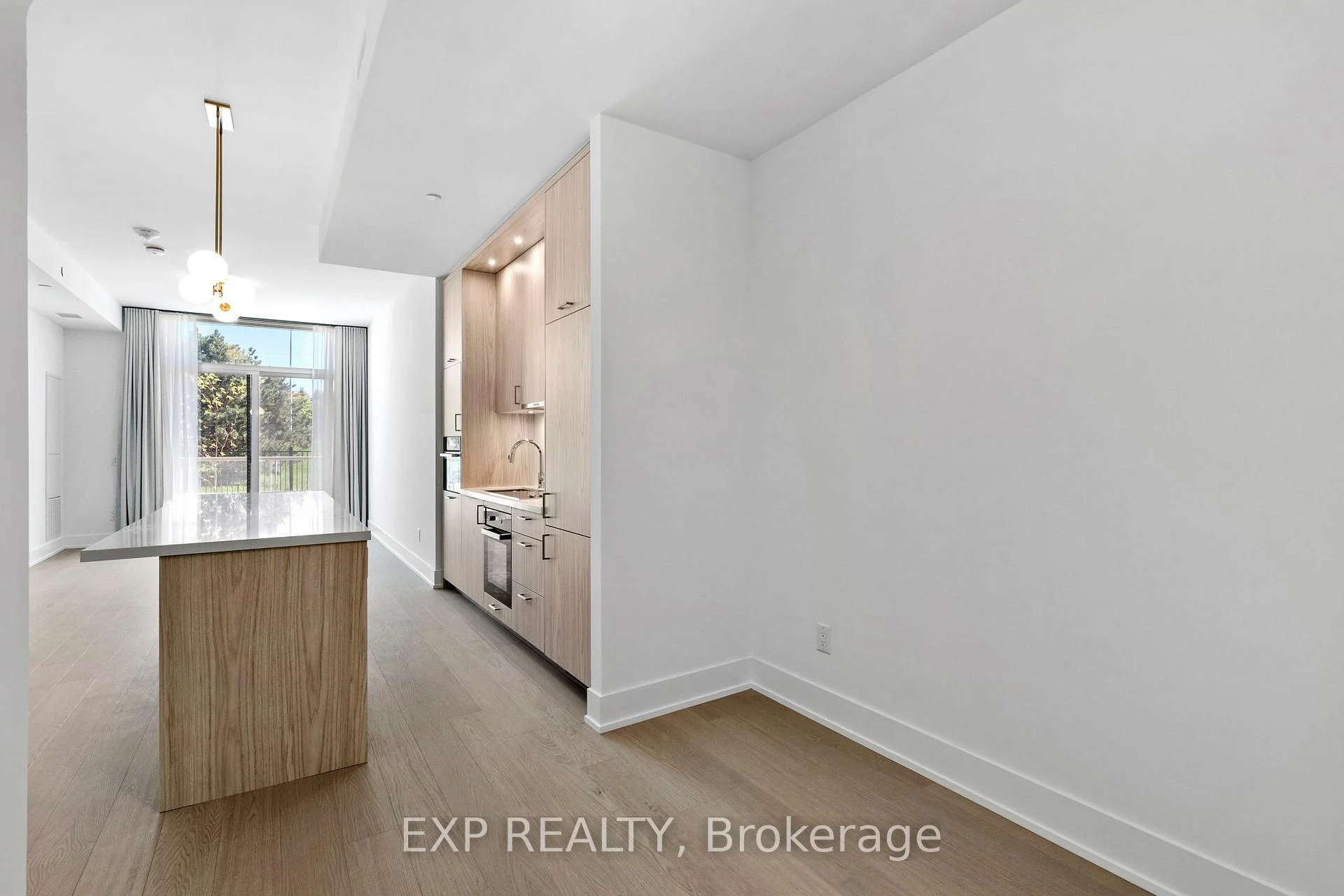 Photo 7 of Unit 116, 399 Royal Orchard Boulevard, Markham, Royal Orchard — HOMEH