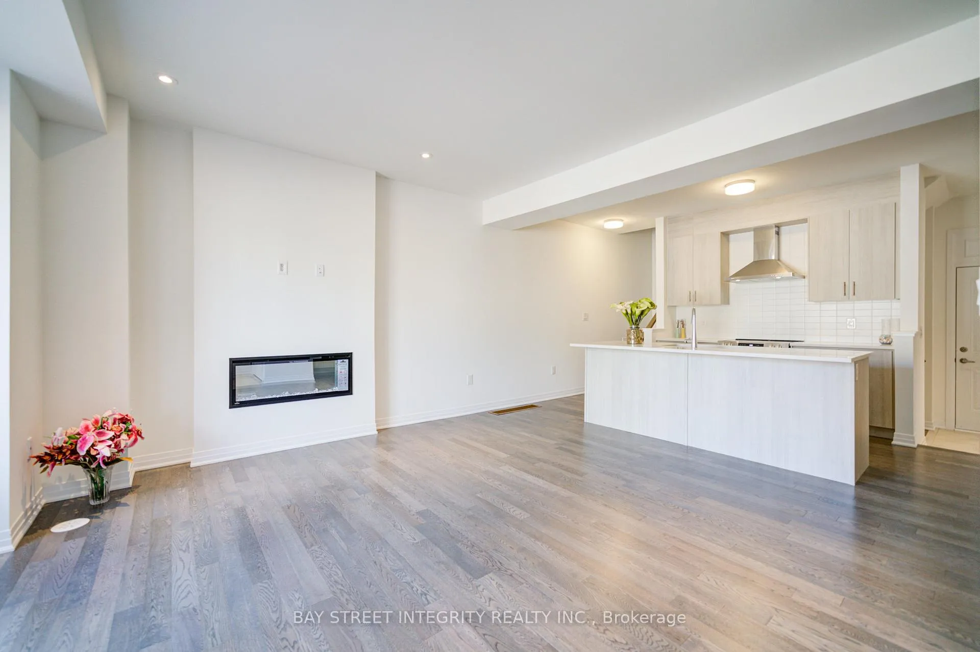 Photo 6 of 3240 Sixth Line, Oakville, Glenorchy — HOMEH