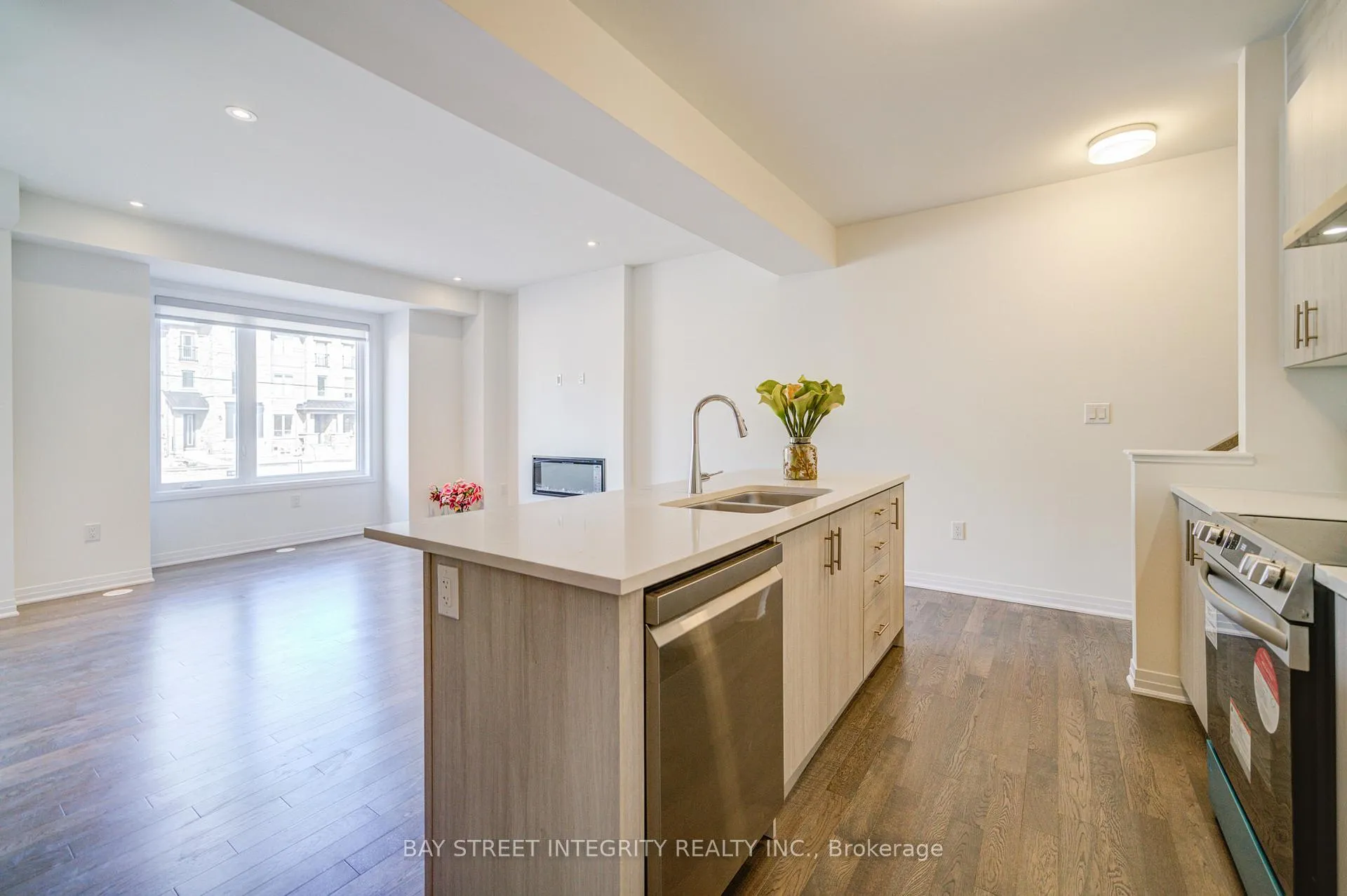 Photo 12 of 3240 Sixth Line, Oakville, Glenorchy — HOMEH