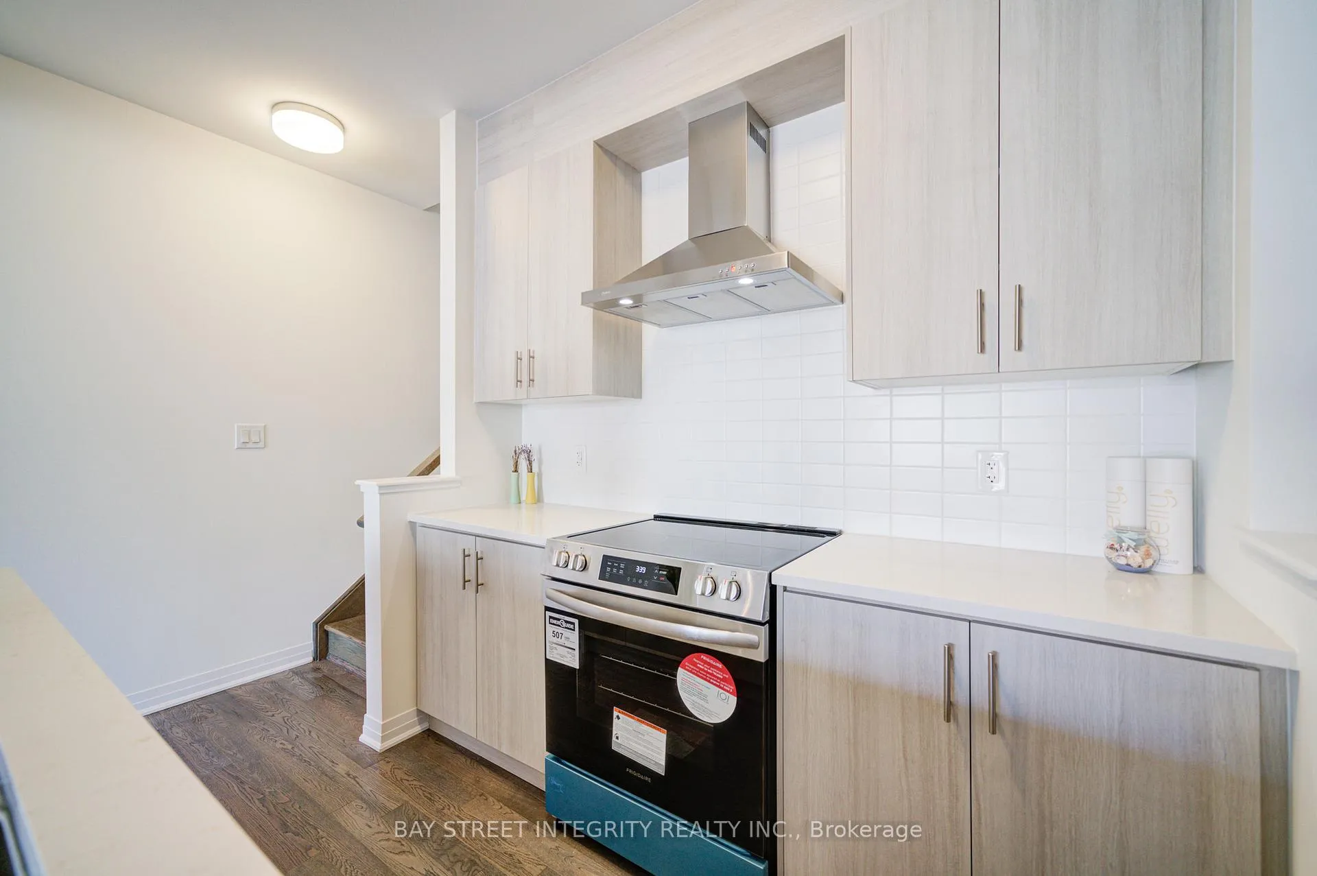 Photo 14 of 3240 Sixth Line, Oakville, Glenorchy — HOMEH