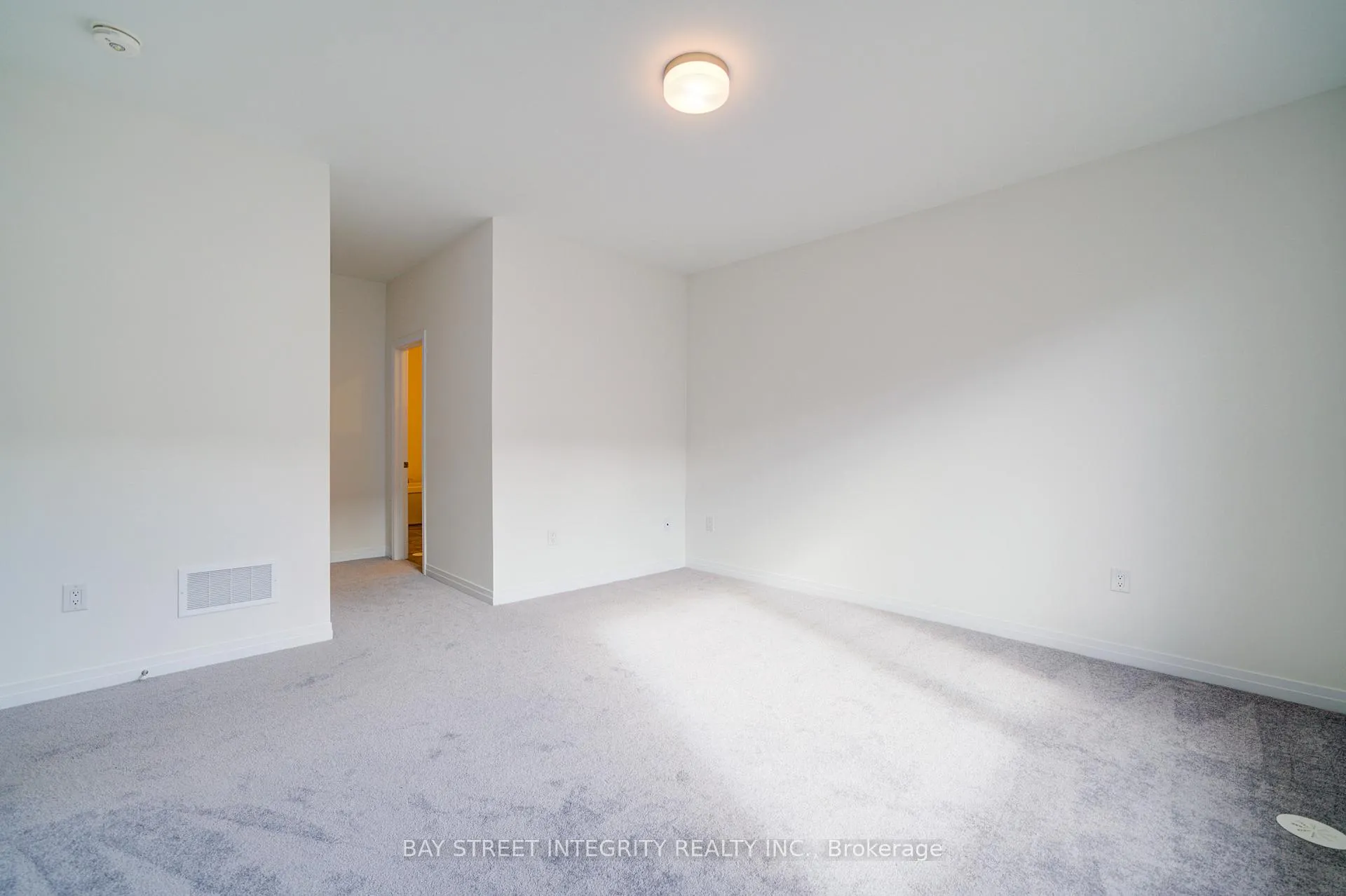 Photo 19 of 3240 Sixth Line, Oakville, Glenorchy — HOMEH