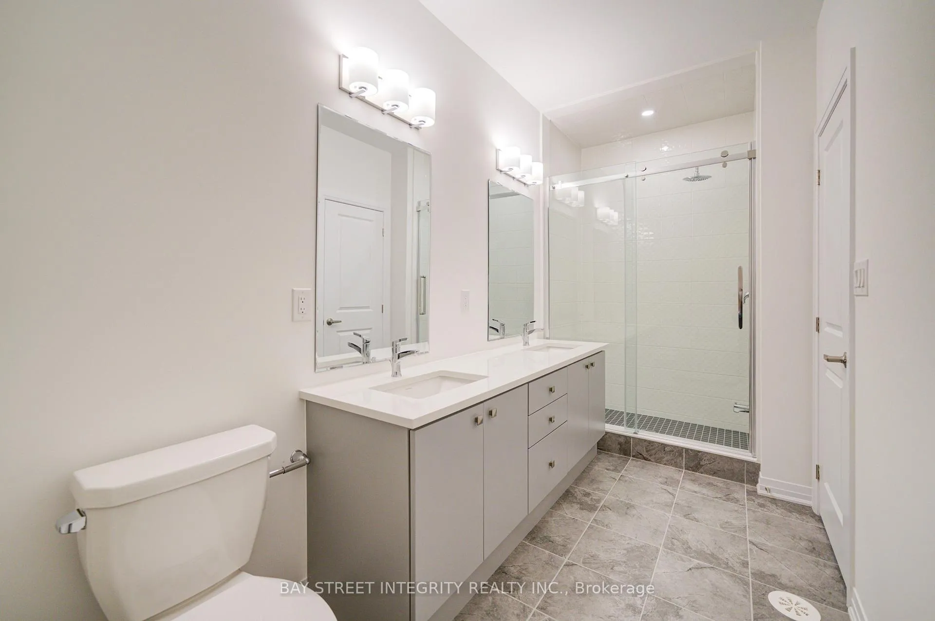 Photo 22 of 3240 Sixth Line, Oakville, Glenorchy — HOMEH