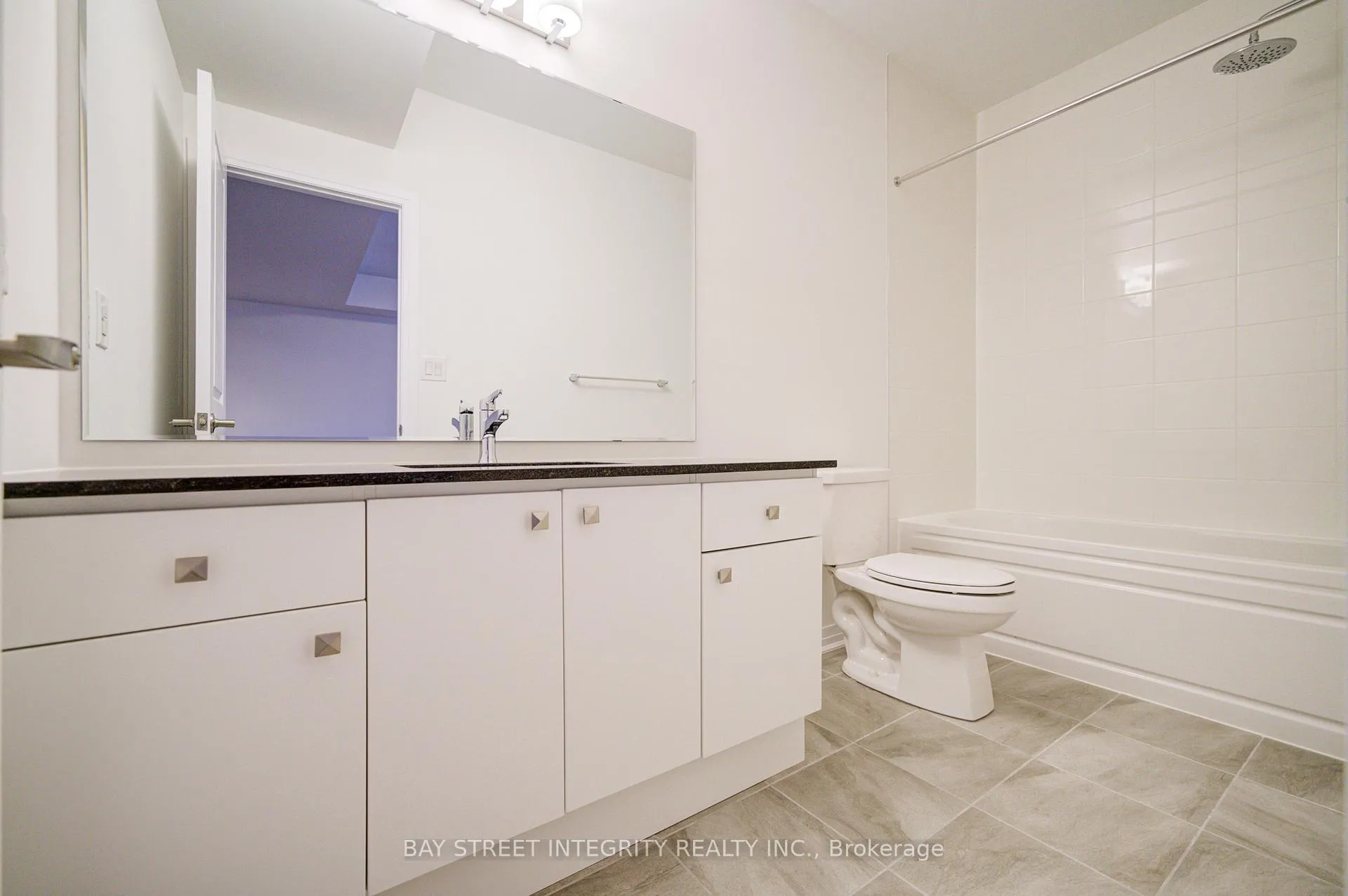 Photo 37 of 3240 Sixth Line, Oakville, Glenorchy — HOMEH