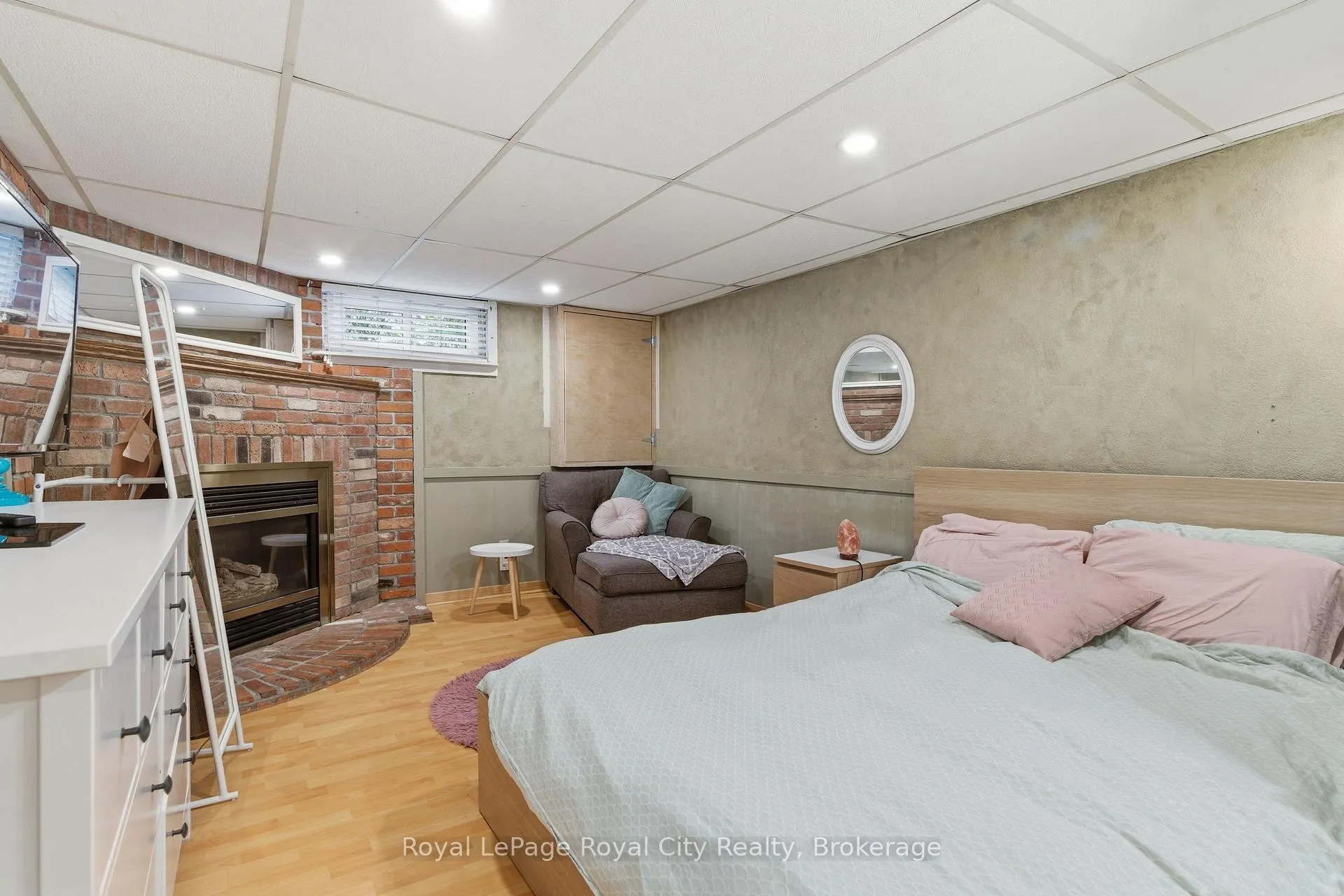 Photo 25 of 44 Ridgeway Avenue, Guelph, Pineridge/Westminster Woods — HOMEH