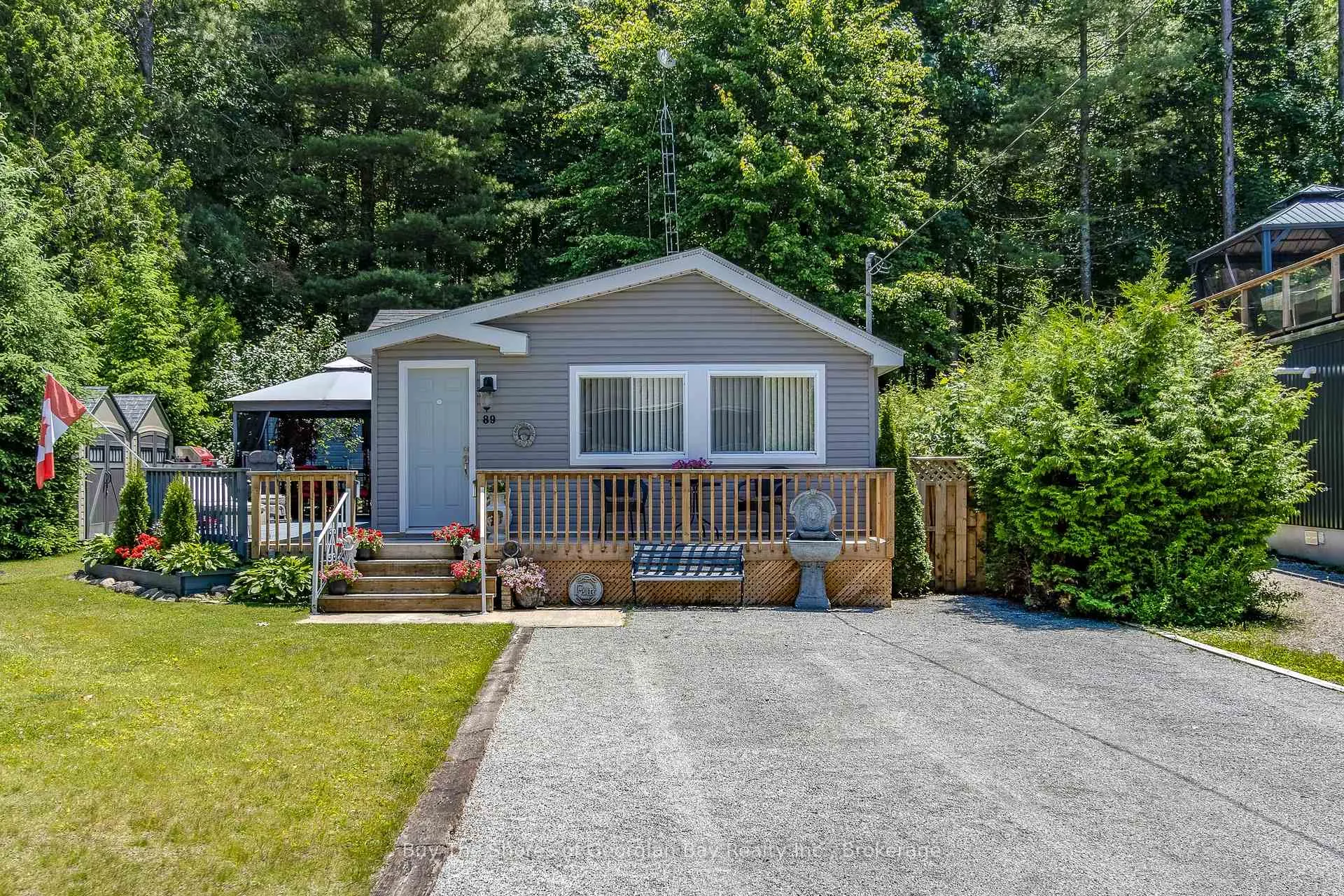 Photo 3 of 89 Andrew Drive, Tiny, Rural Tiny — HOMEH