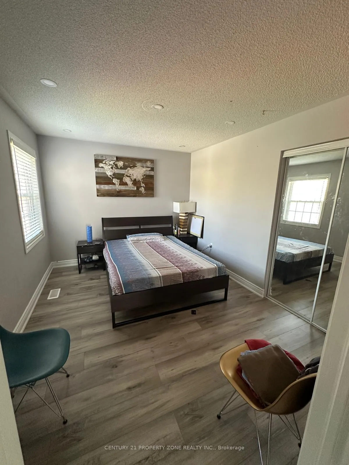 Photo 8 of 18 Mistybrook Crescent, Brampton, Fletcher's Meadow — HOMEH