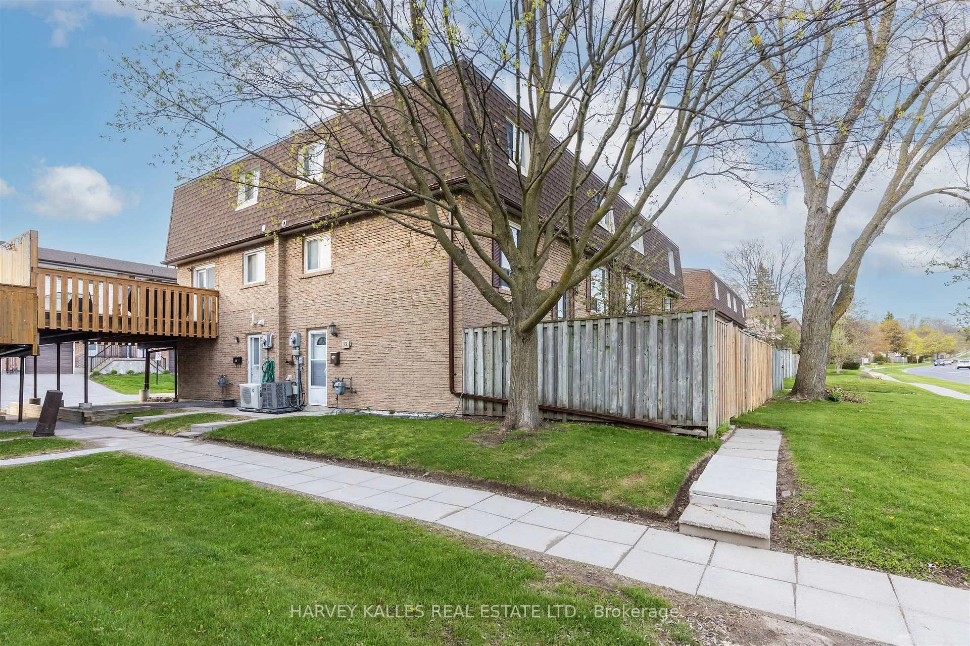 Photo 1 of Unit 82, 321 Blackthorn Street, Oshawa, Eastdale — HOMEH