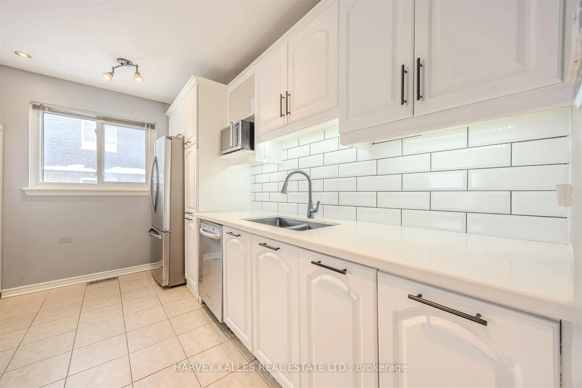 Photo 11 of Unit 82, 321 Blackthorn Street, Oshawa, Eastdale — HOMEH