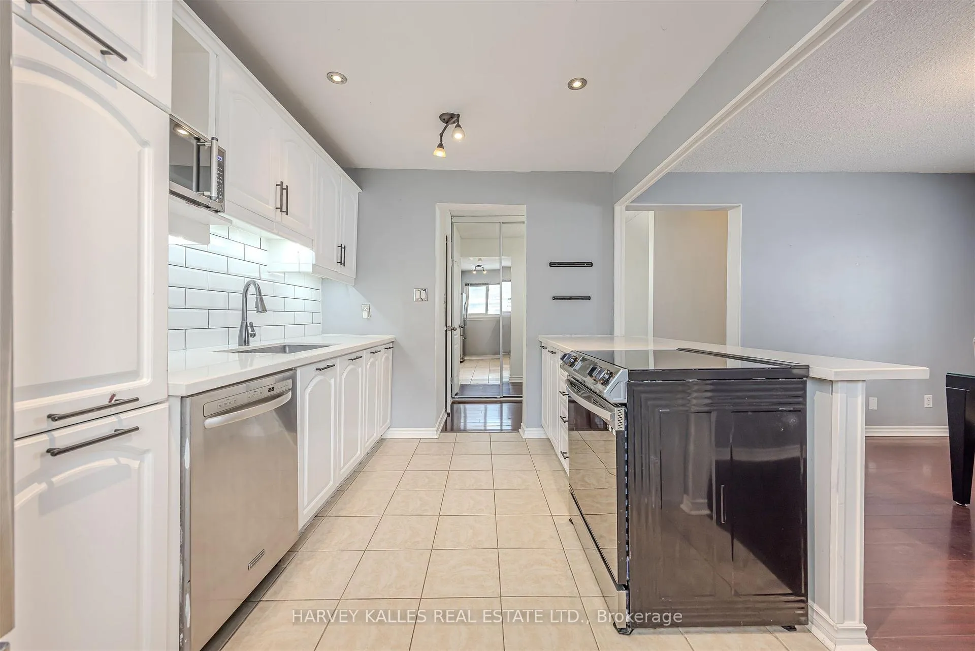 Photo 12 of Unit 82, 321 Blackthorn Street, Oshawa, Eastdale — HOMEH