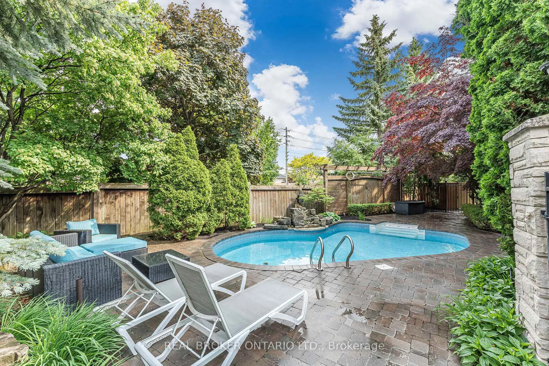 Photo 44 of 2000 Peak Place, Oakville, River Oaks — HOMEH