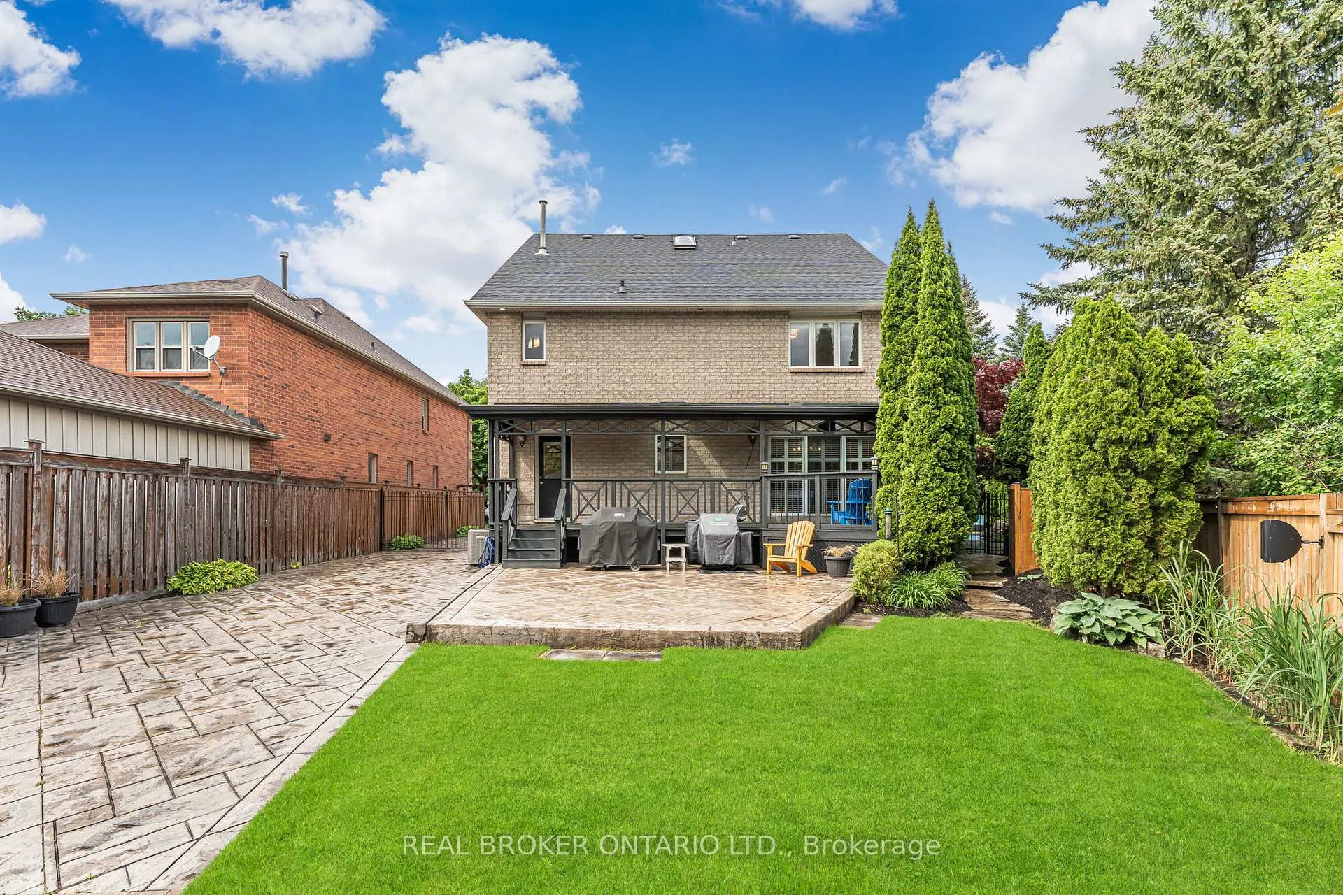 Photo 46 of 2000 Peak Place, Oakville, River Oaks — HOMEH